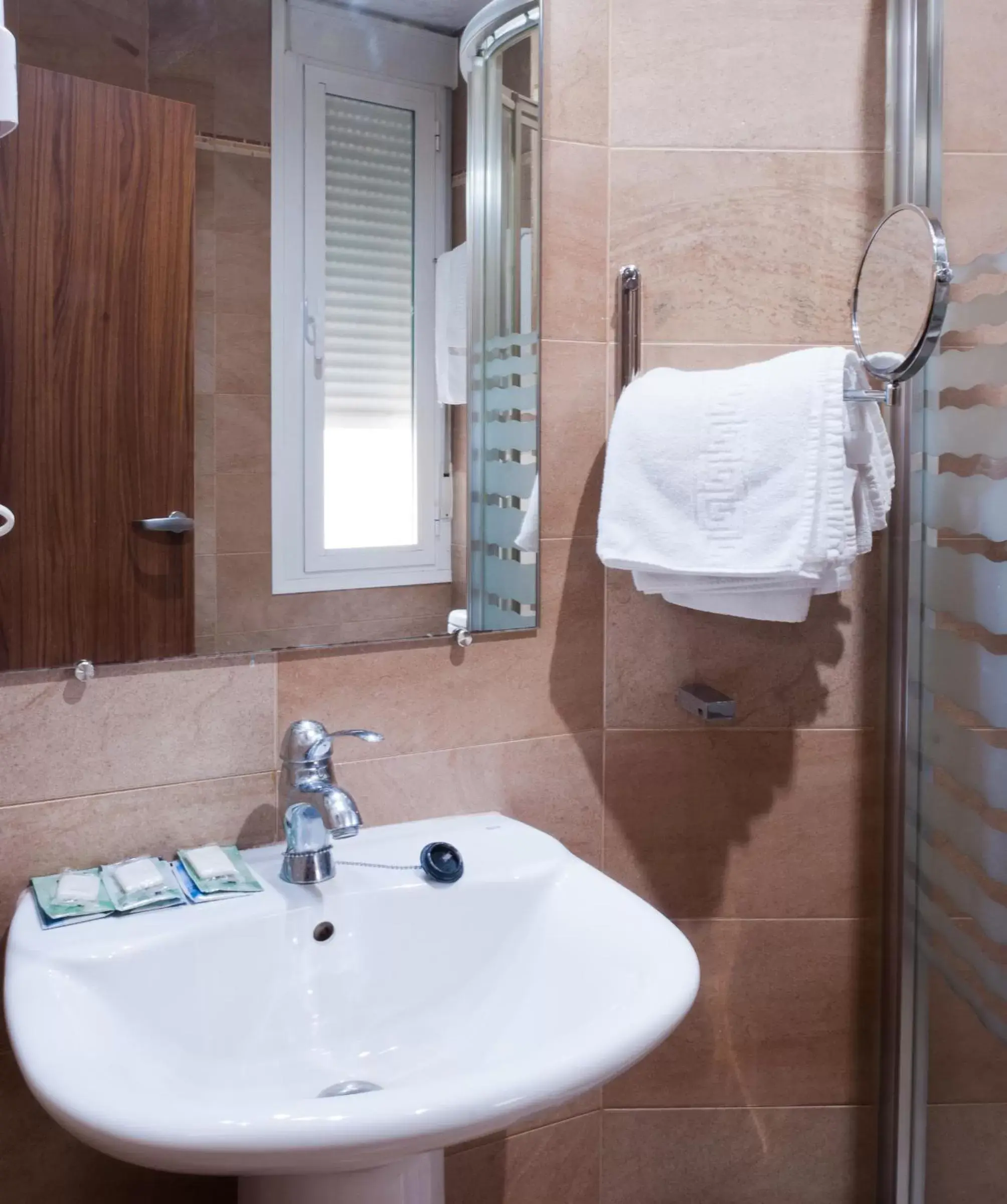 Bathroom in Hotel Hidalgo Quijada