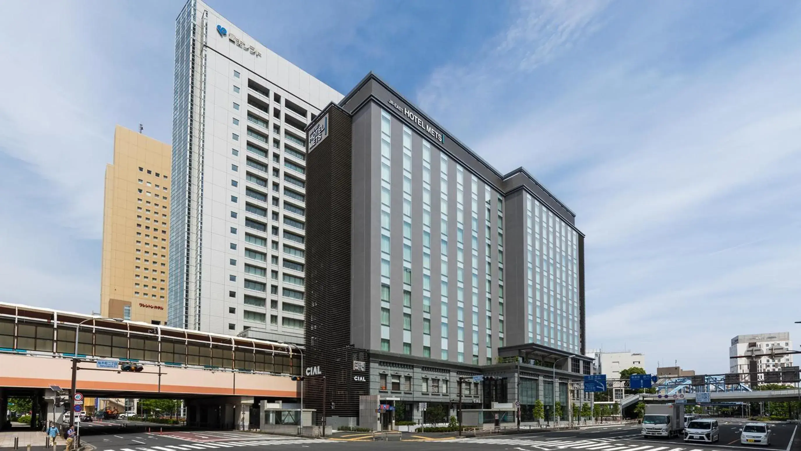 Property Building in JR-EAST HOTEL METS YOKOHAMA SAKURAGICHO