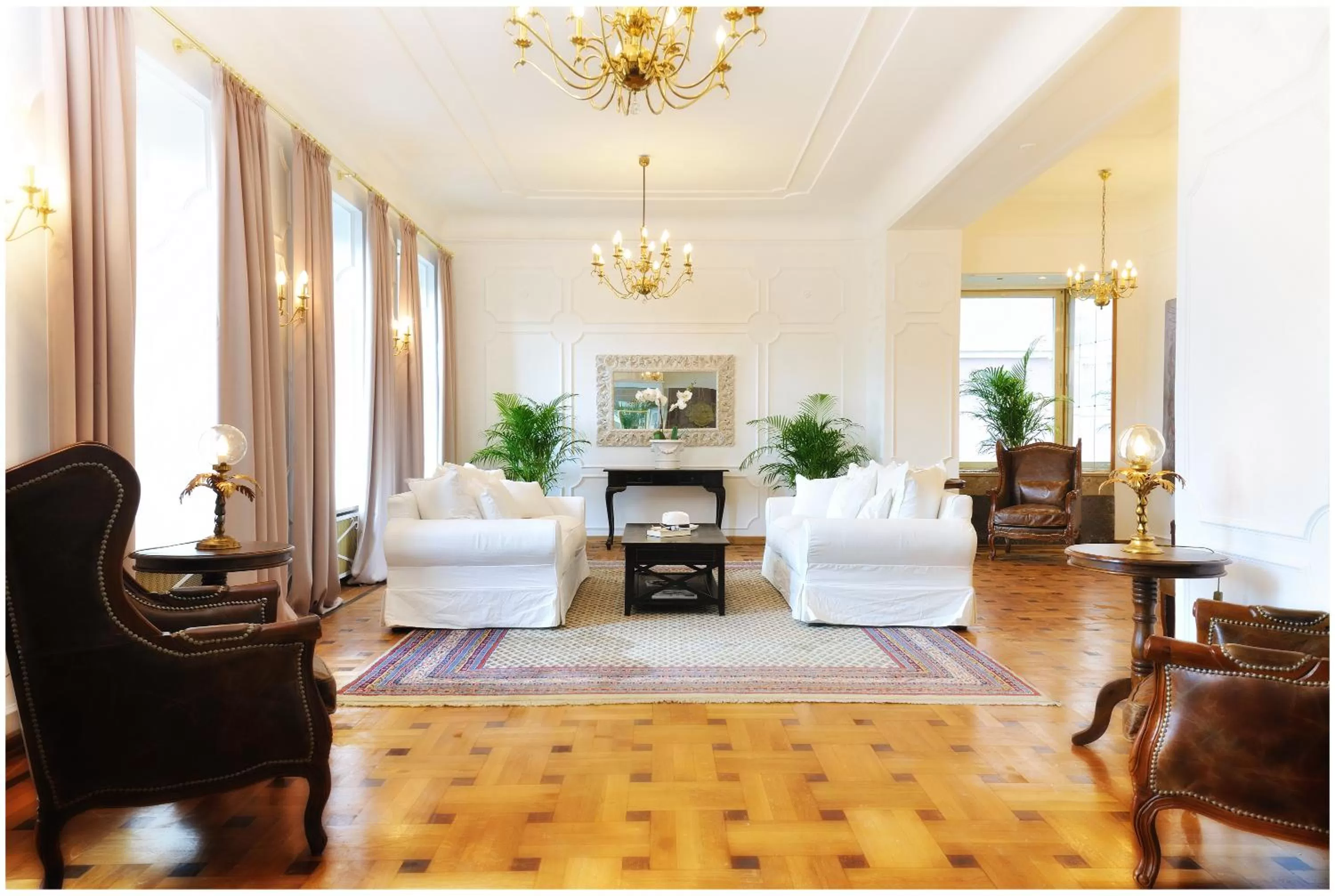 Lobby or reception in BRISTOL Hotel Bad Kissingen