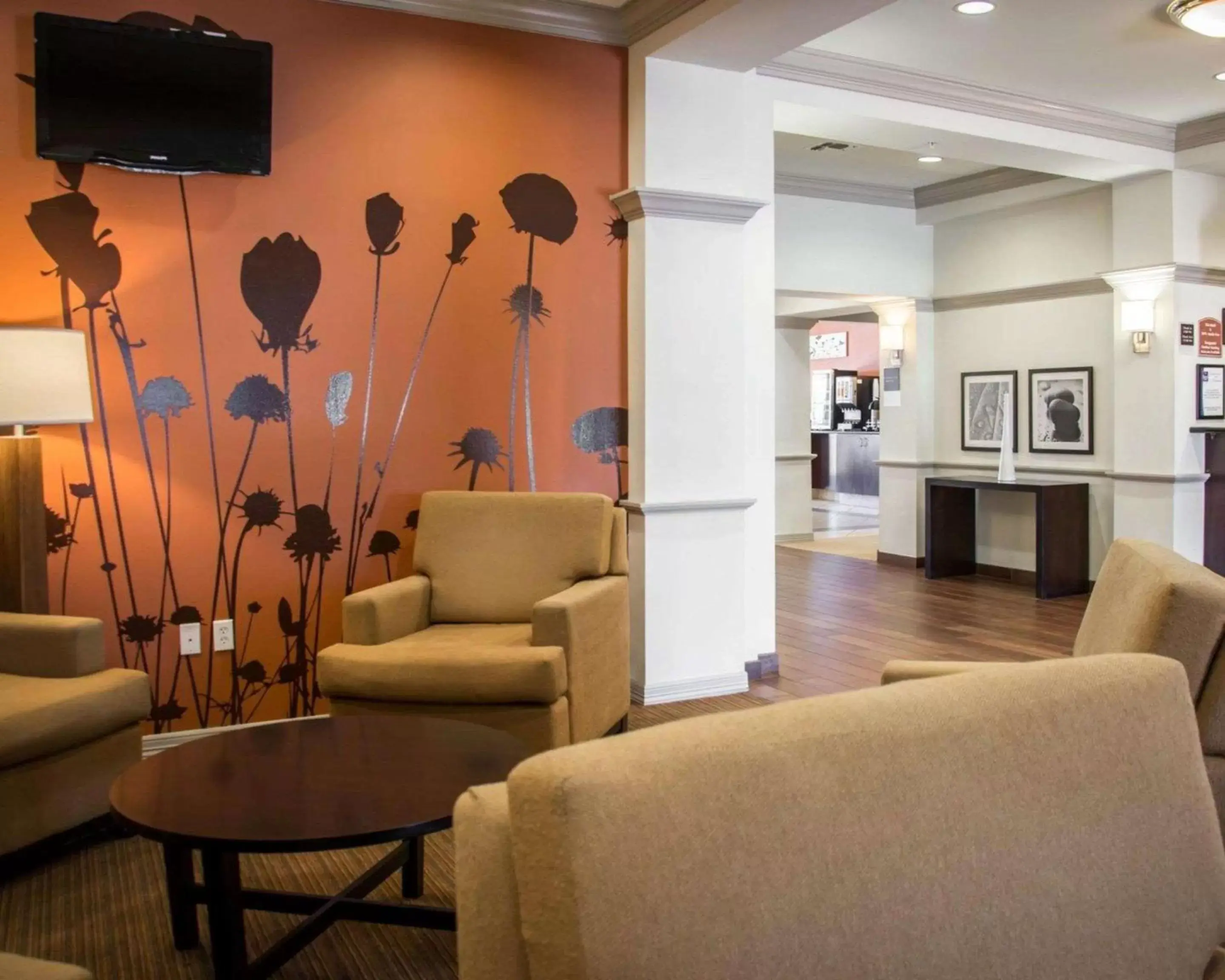 Lobby or reception, Seating Area in Sleep Inn and Suites near Mall & Medical Center