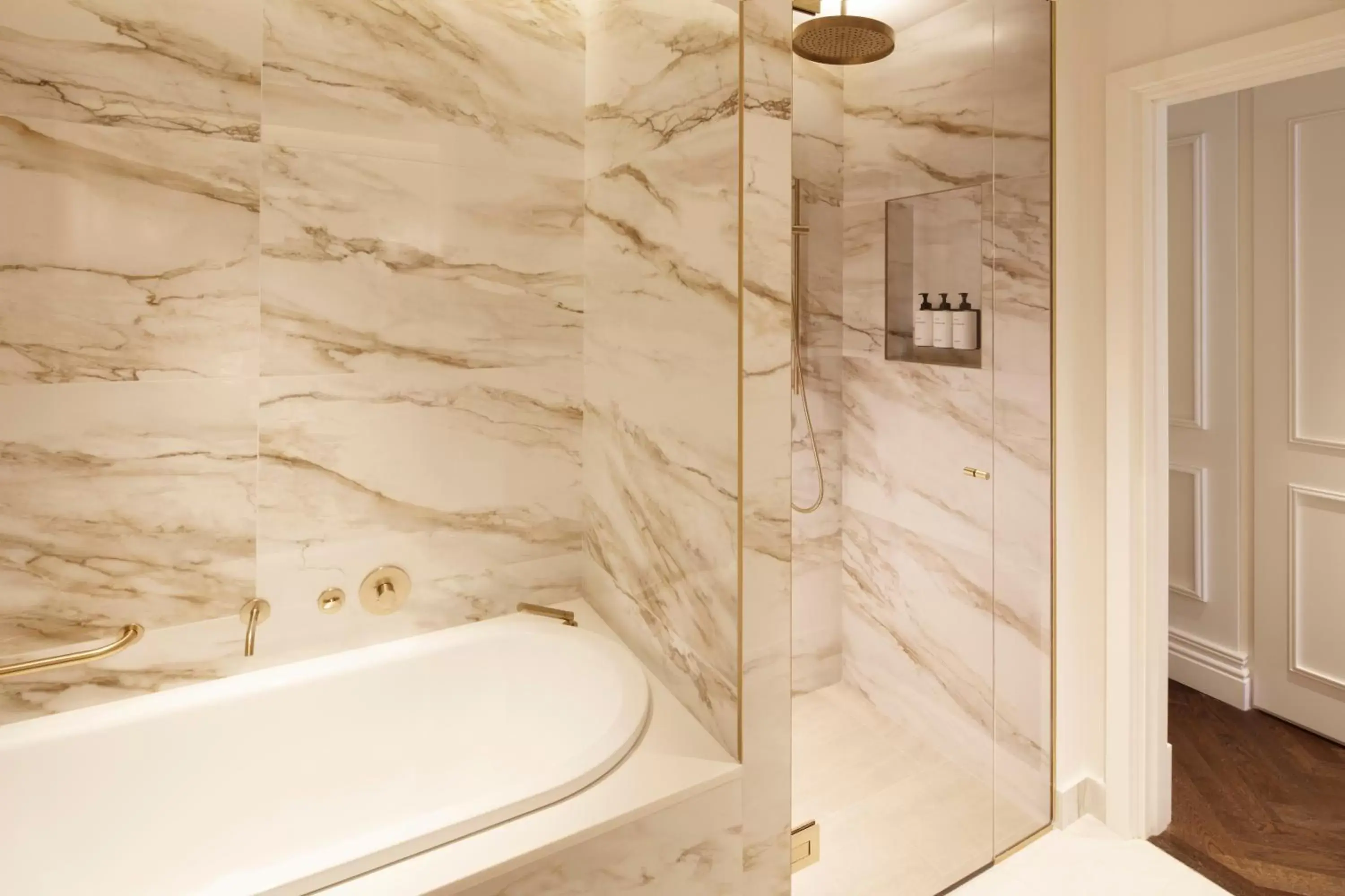 Shower, Bathroom in InterContinental Rome Ambasciatori Palace, an IHG Hotel