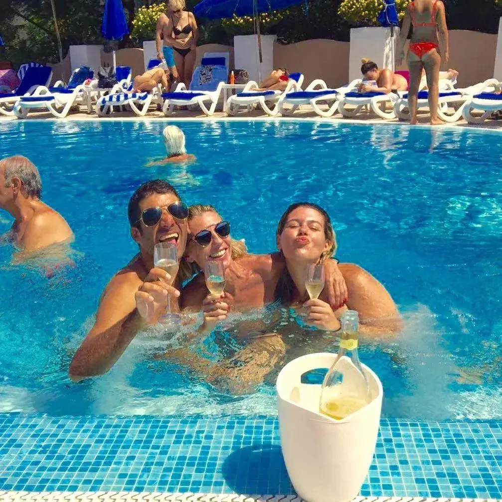 Swimming Pool in Hotel San Felice