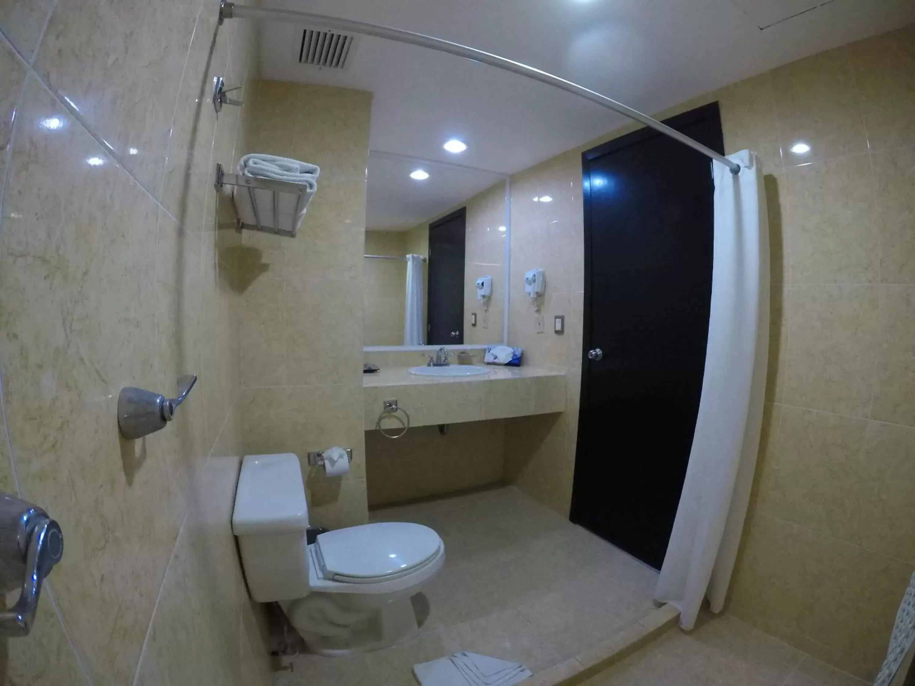 Bathroom in Hotel Vista Inn Premium