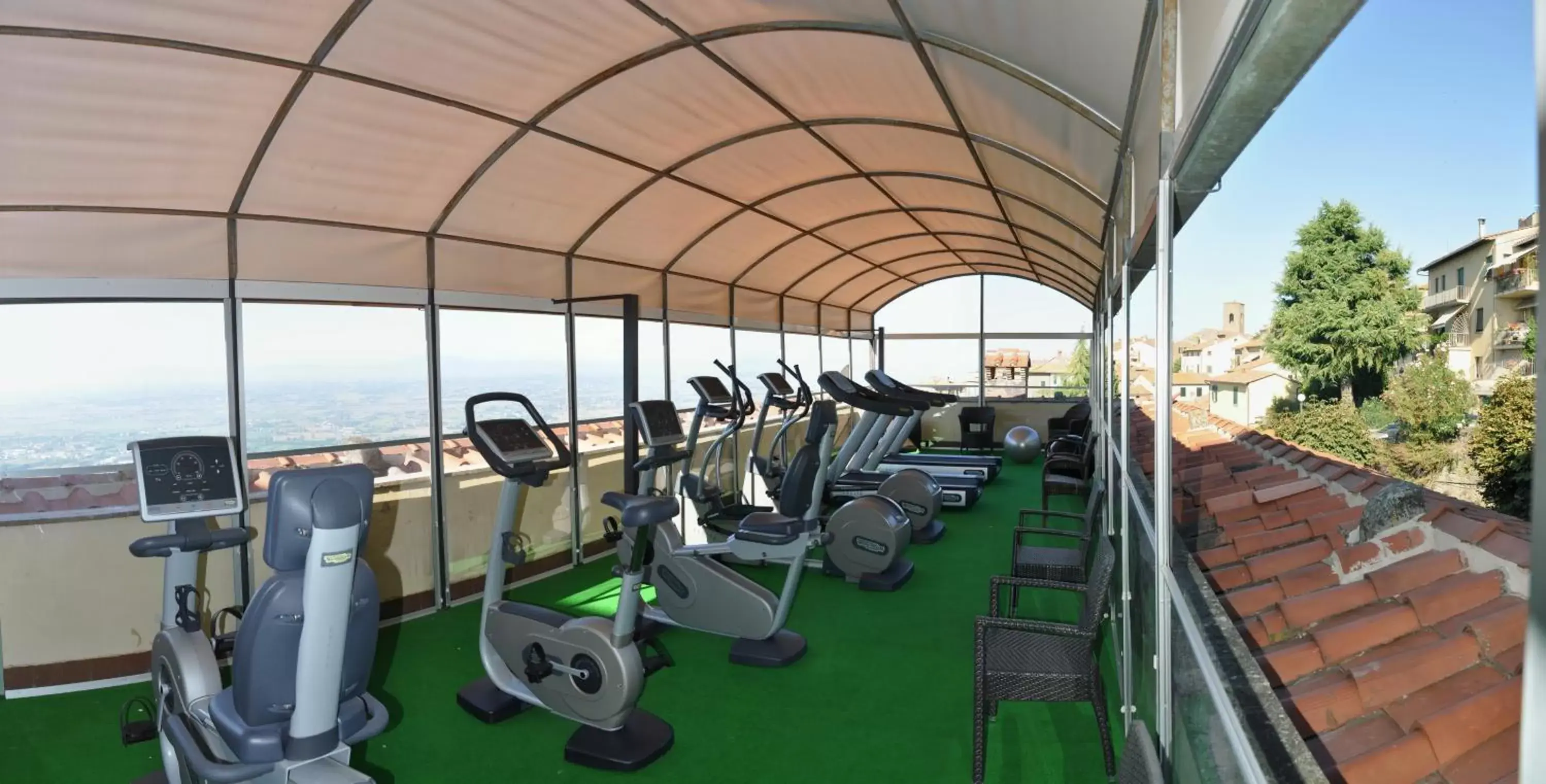 View (from property/room), Fitness Center/Facilities in Hotel San Luca