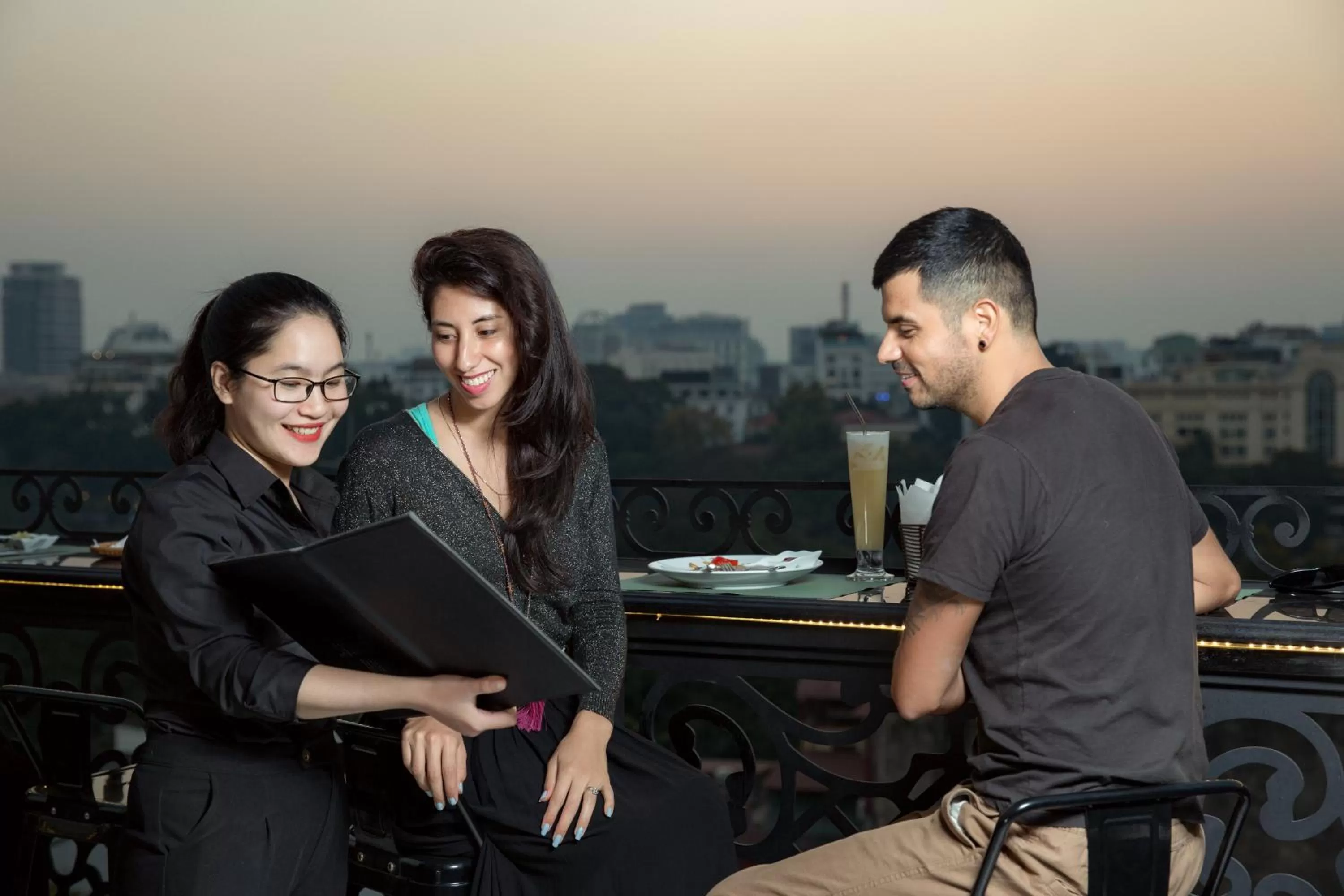 Food and drinks in Hanoi Media Hotel & Spa