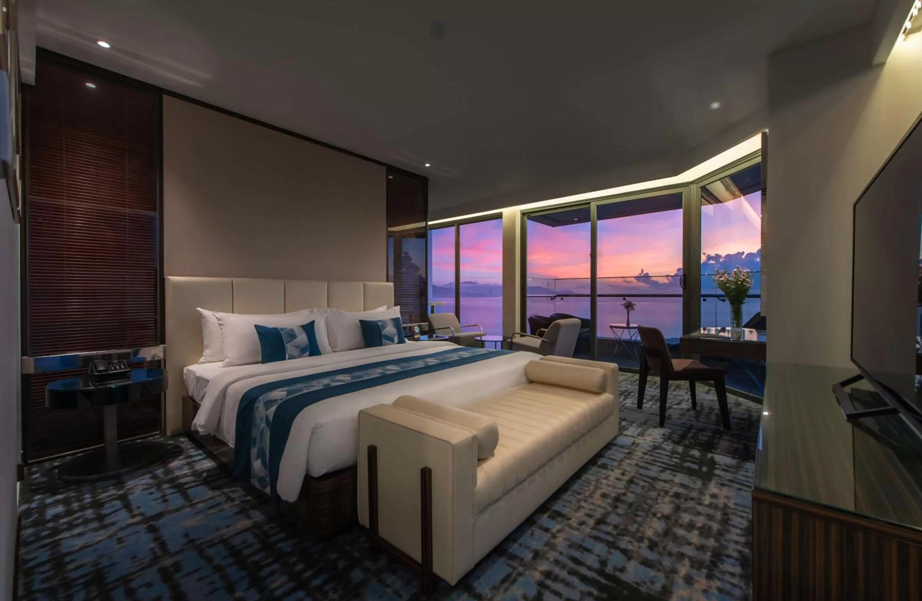 Bed in Queen Ann Nha Trang Hotel