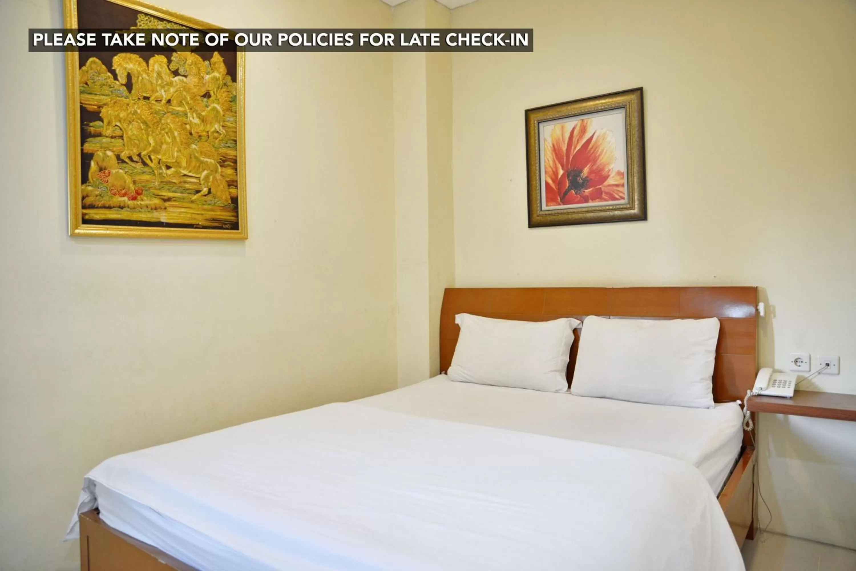 Bed in Kemang Eleven