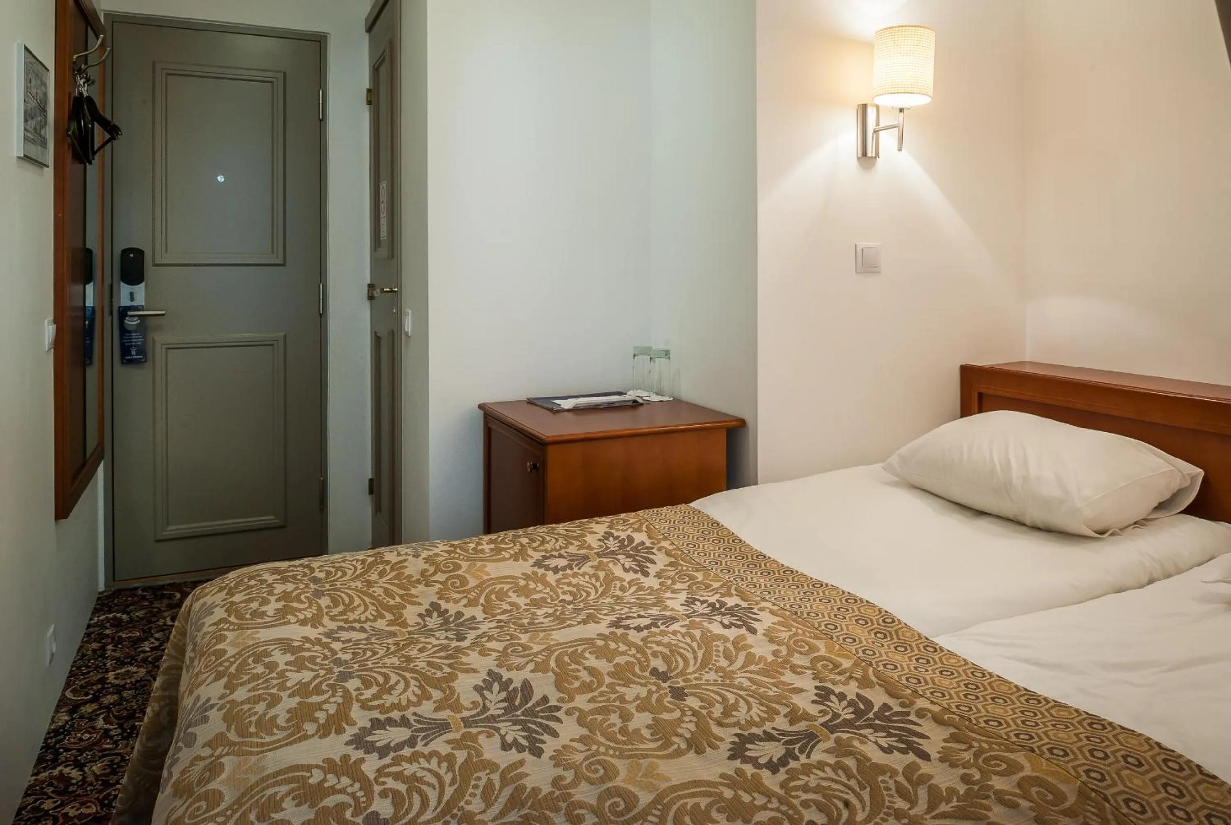 Bed in Three Crowns Residents