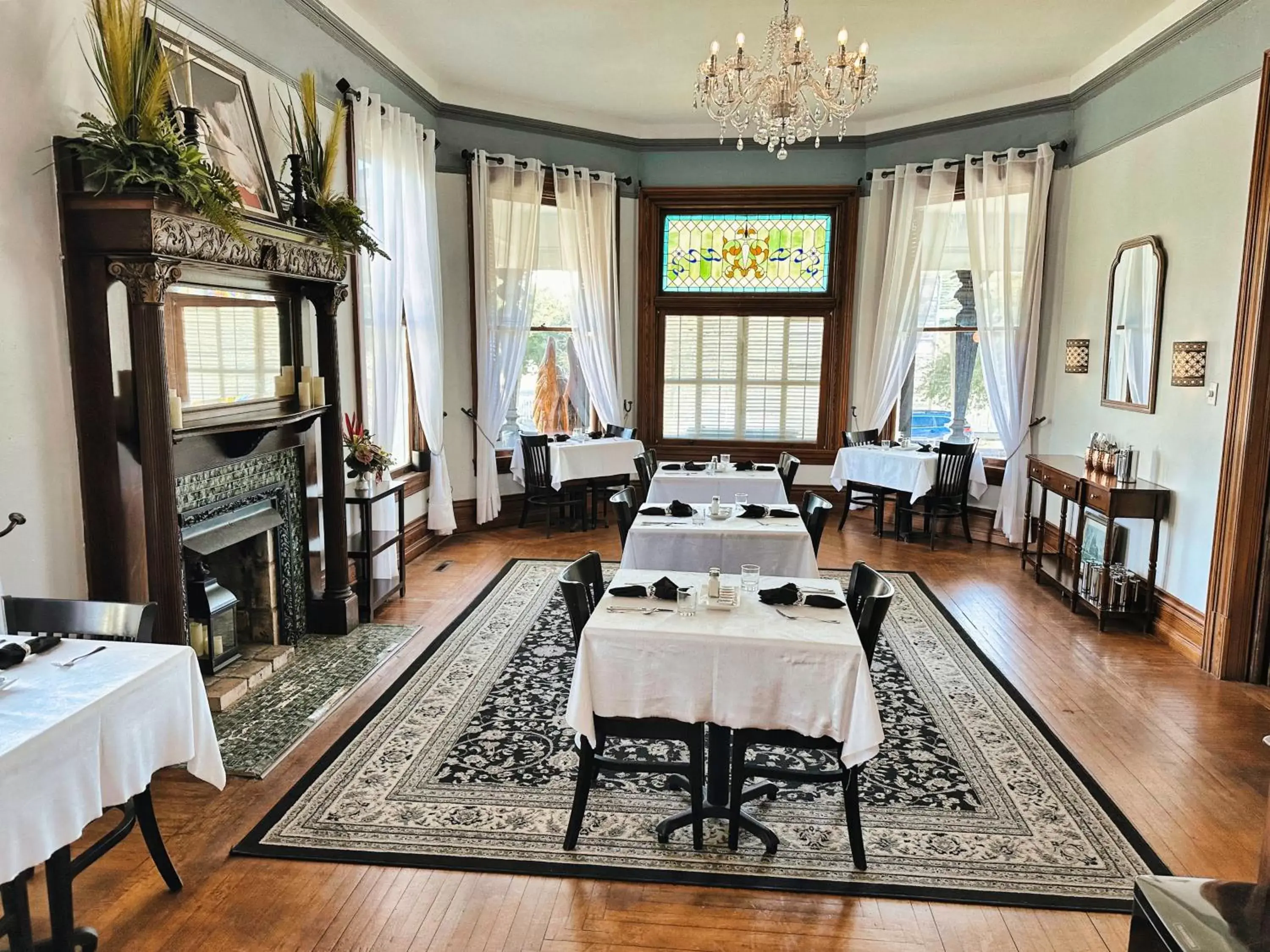 Breakfast, Restaurant/Places to Eat in The Mansion on 17th, formerly Schaefer Haus