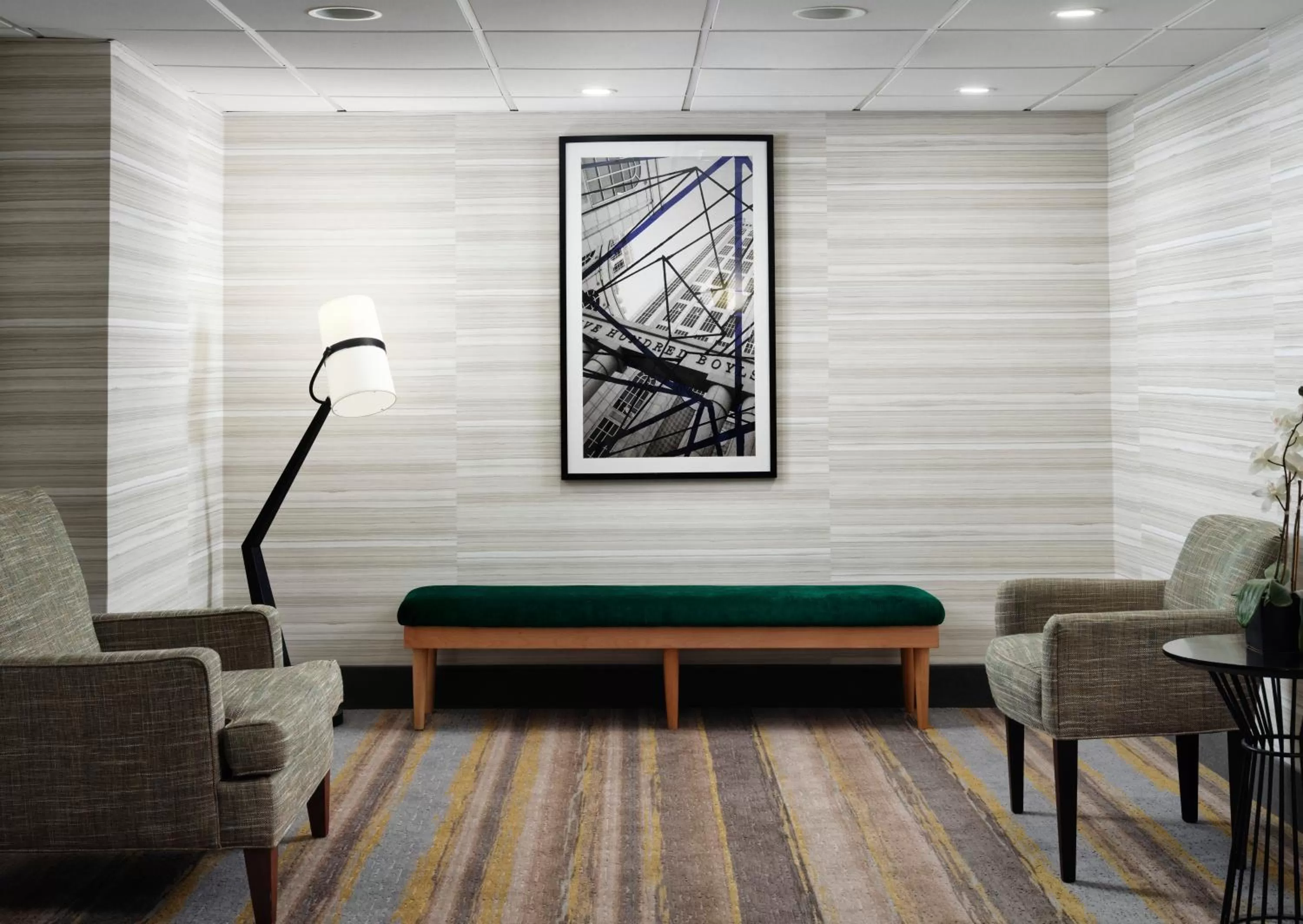 Seating area in Holiday Inn & Suites Boston Peabody by IHG