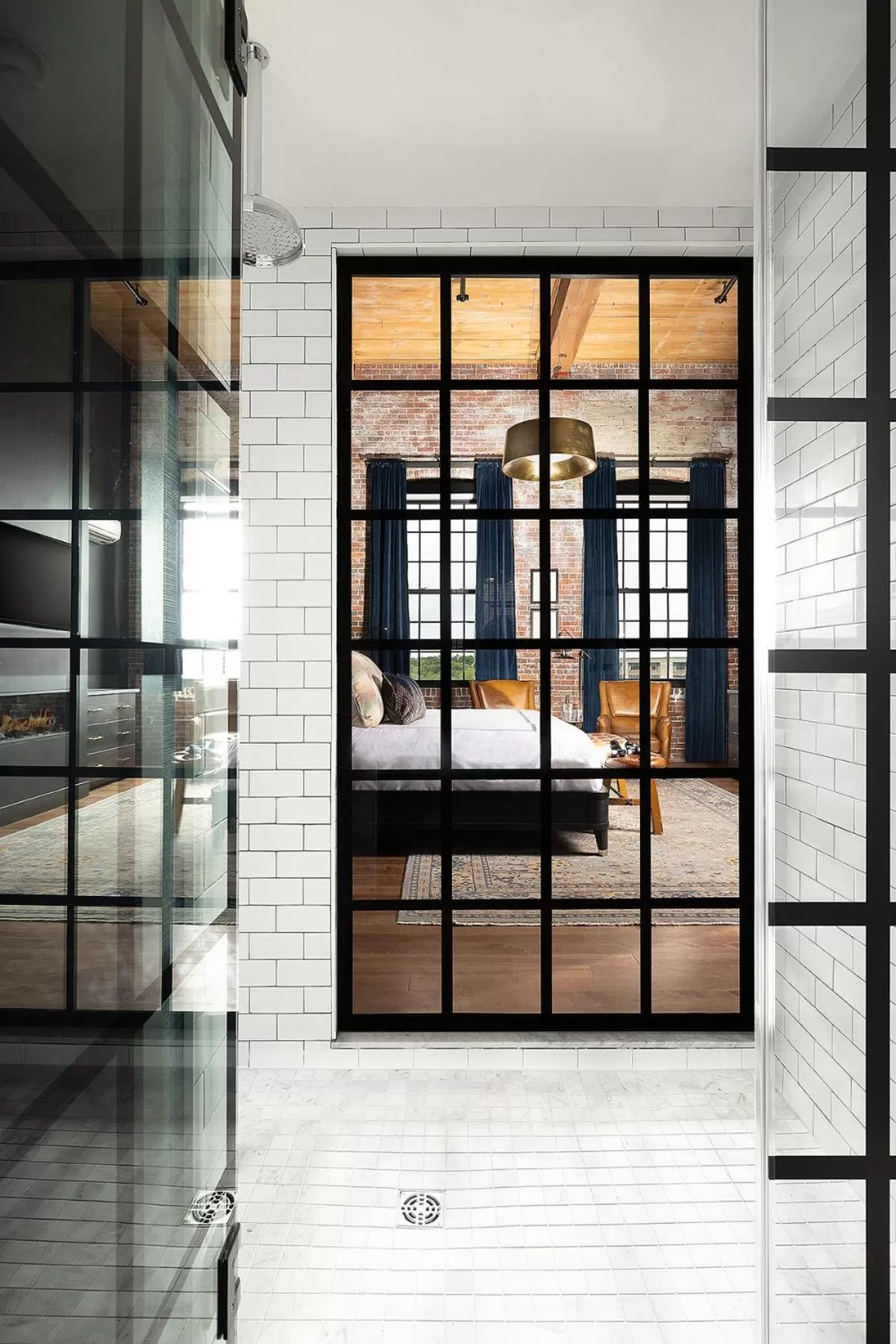 Bedroom in The Lincoln Hotel