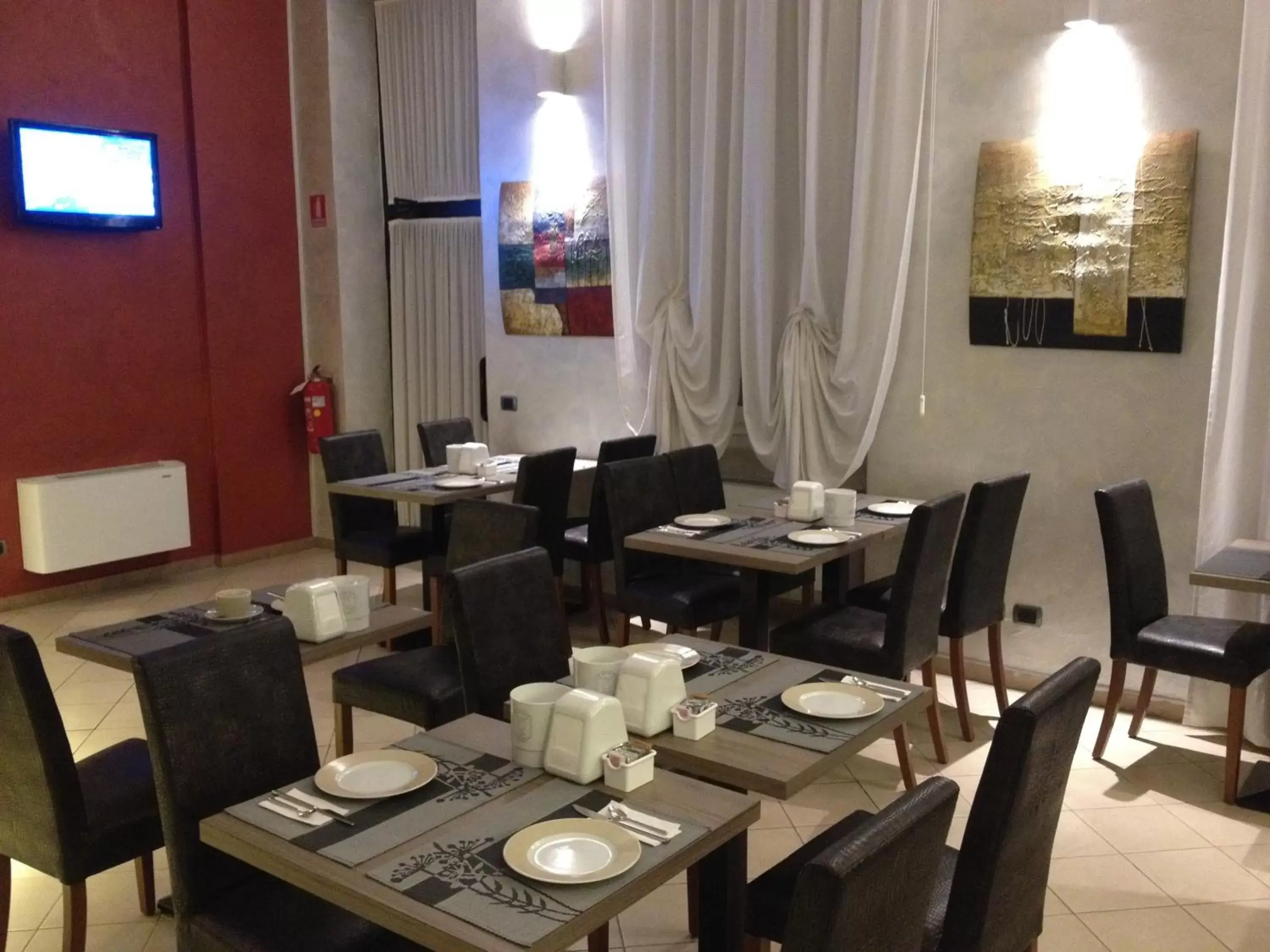 Restaurant/Places to Eat in Hotel Brenta Milano