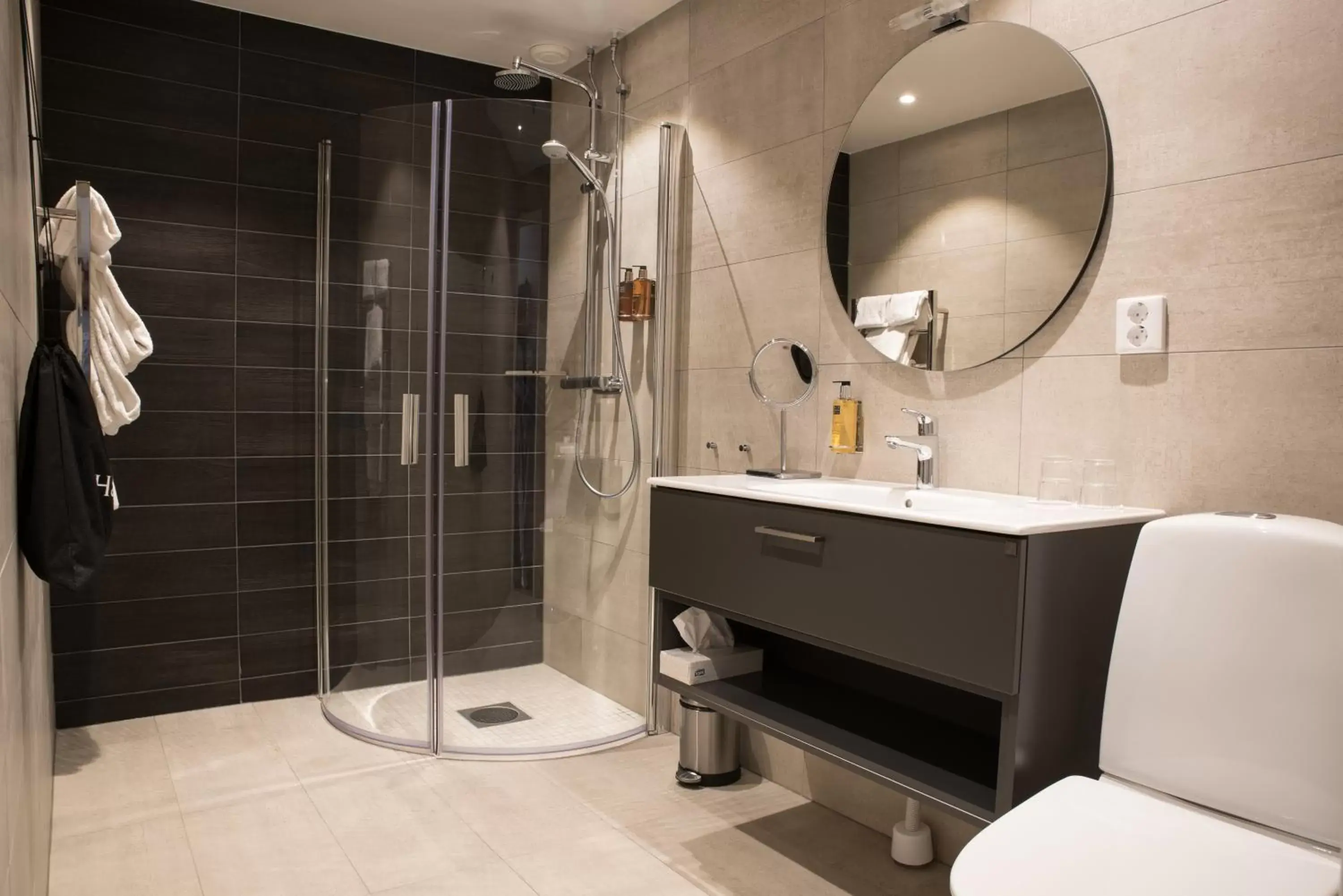 Bathroom in Statt Hassleholm BW Signature Collection