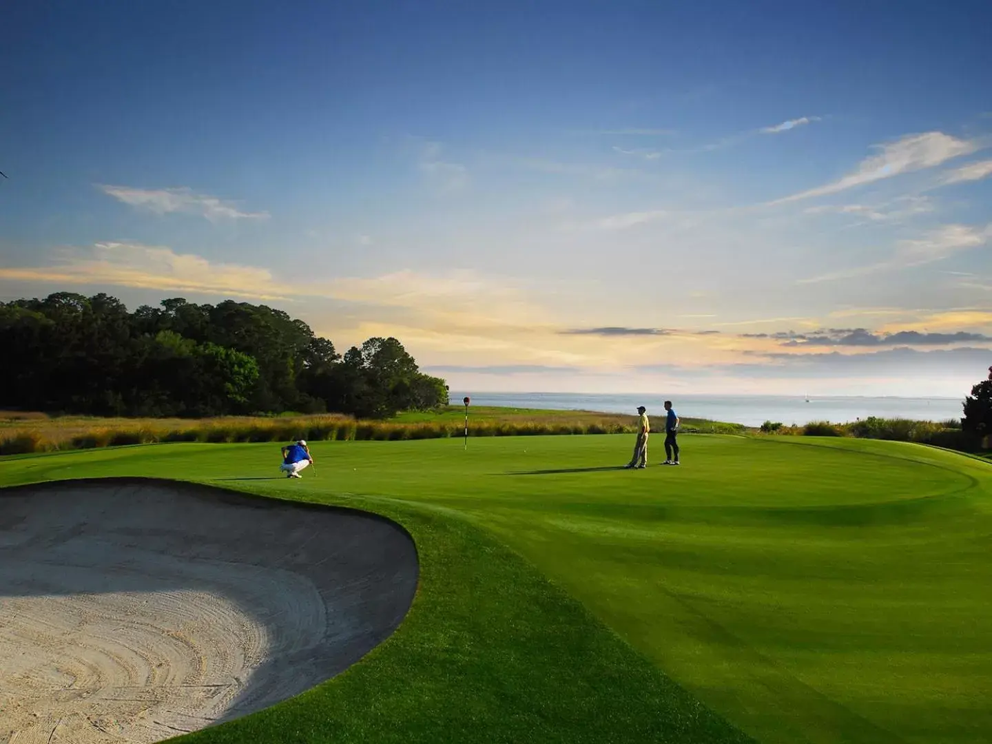 Golf in The Cloister