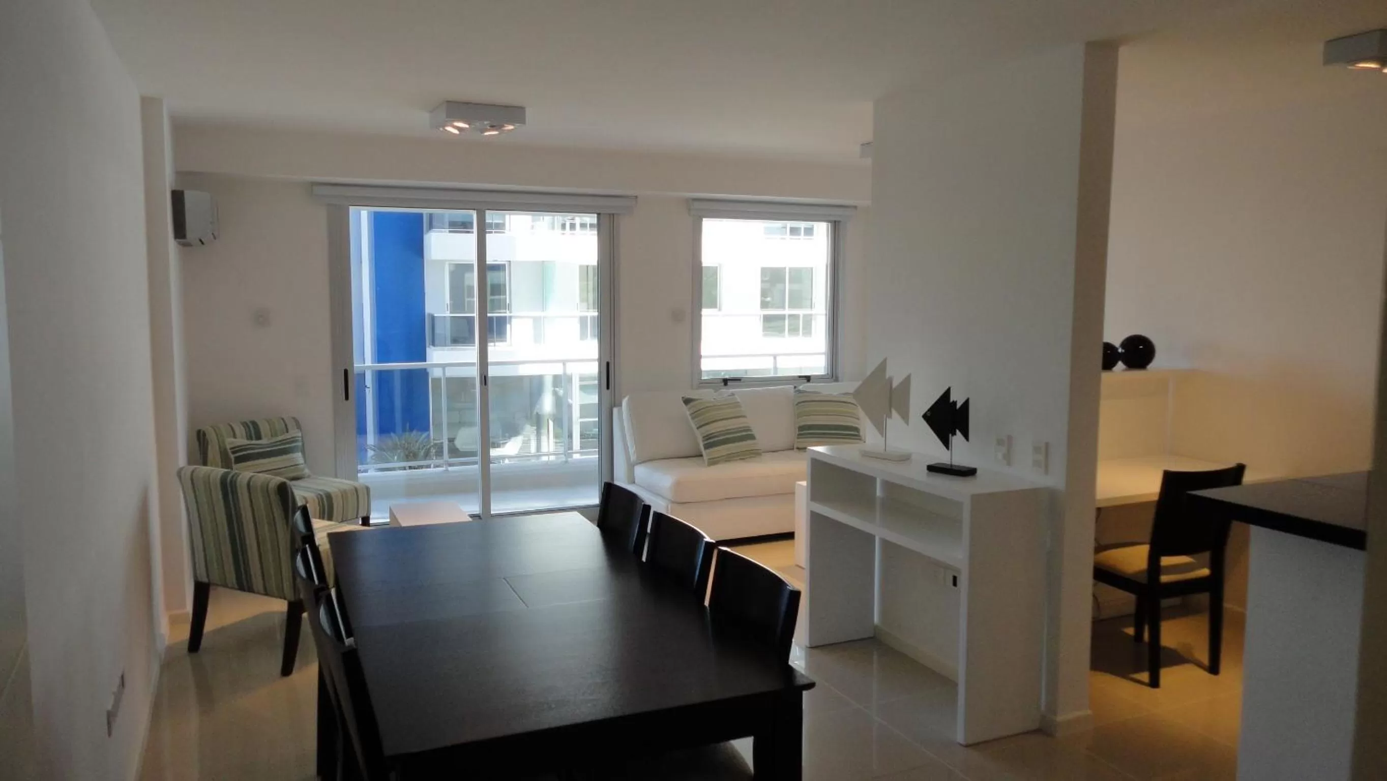 Dining Area in Arenas del mar