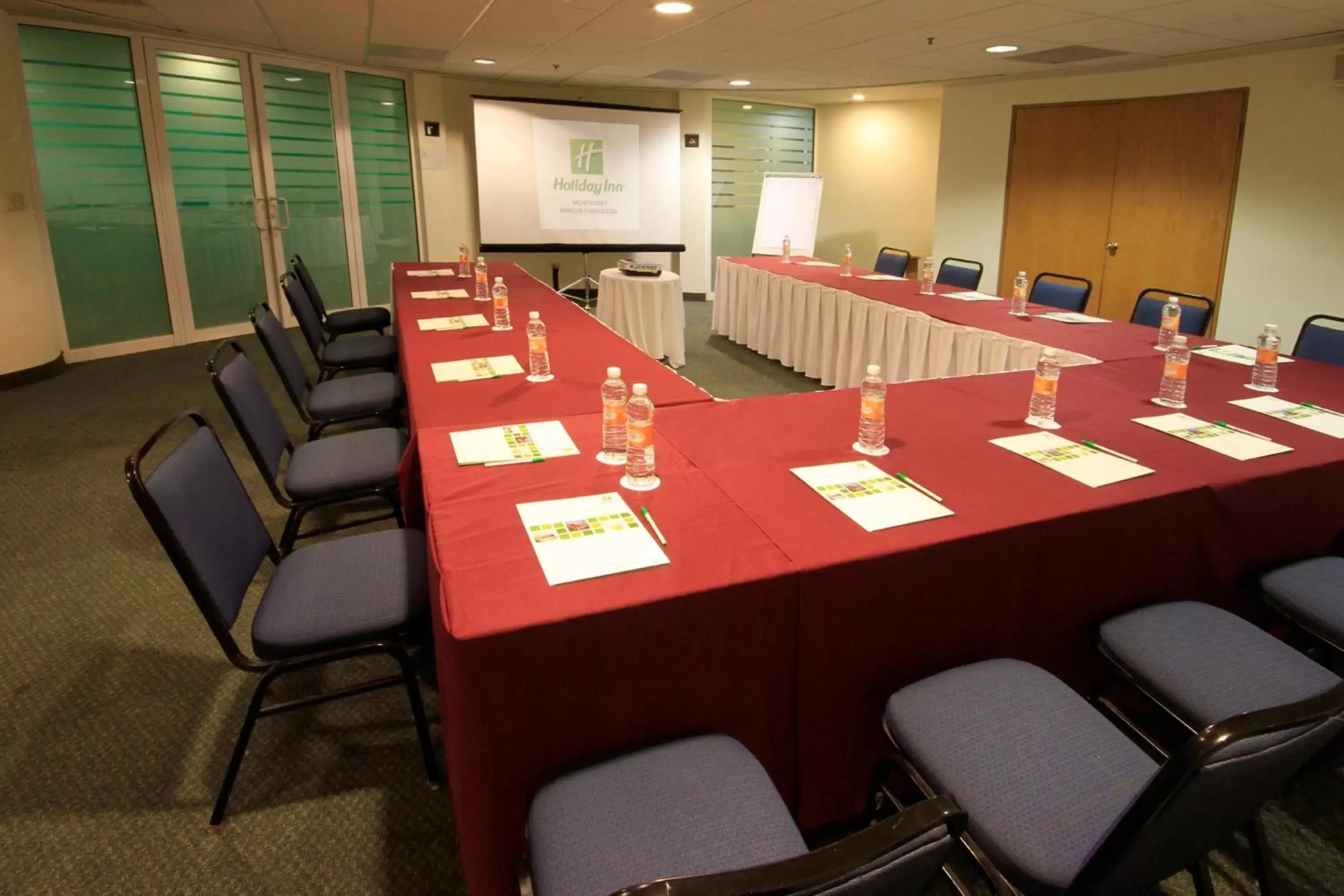 Meeting/conference room, Business Area/Conference Room in Holiday Inn Monterrey-Parque Fundidora, an IHG Hotel