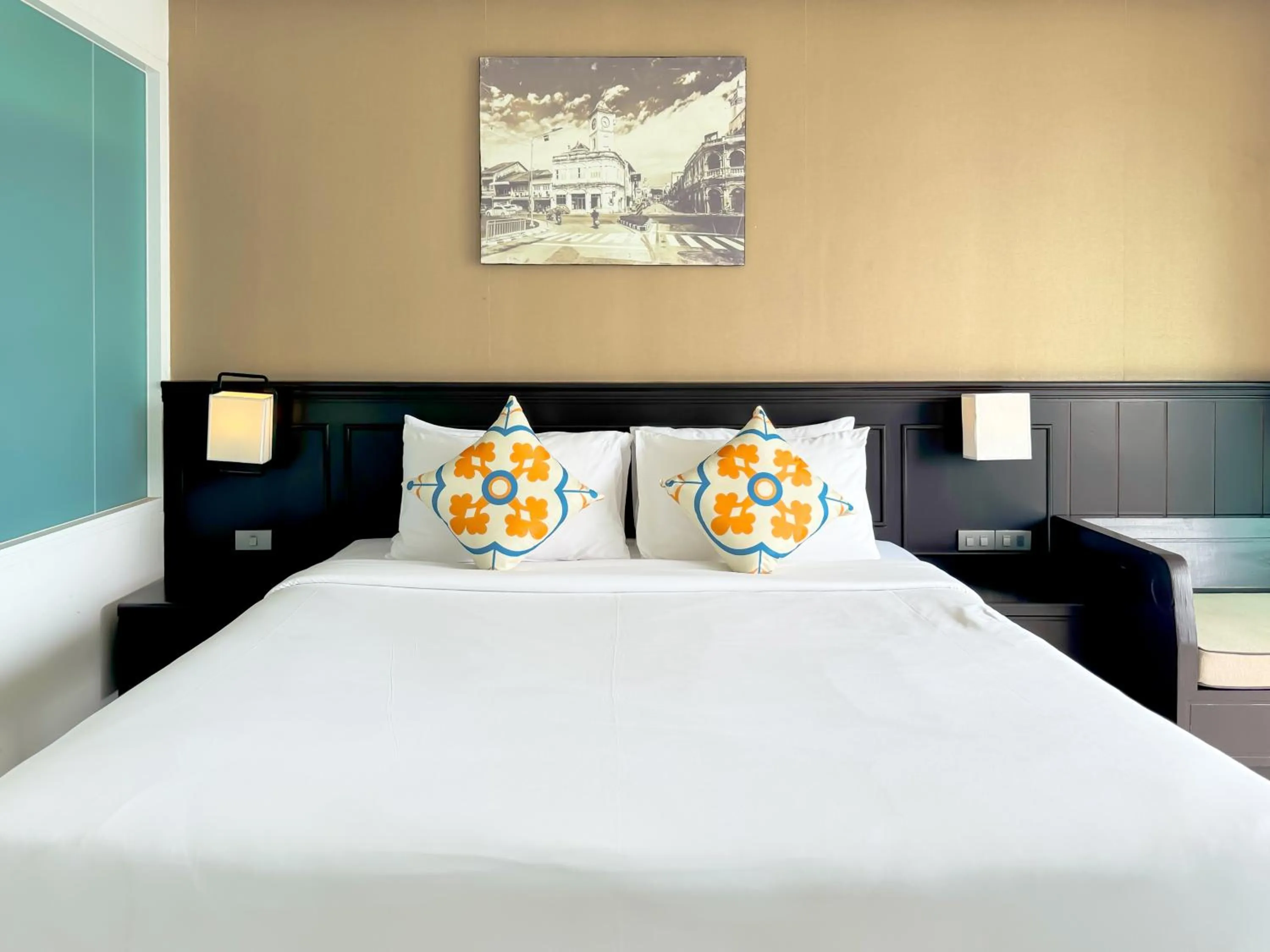 Bed in Grand Supicha City Hotel