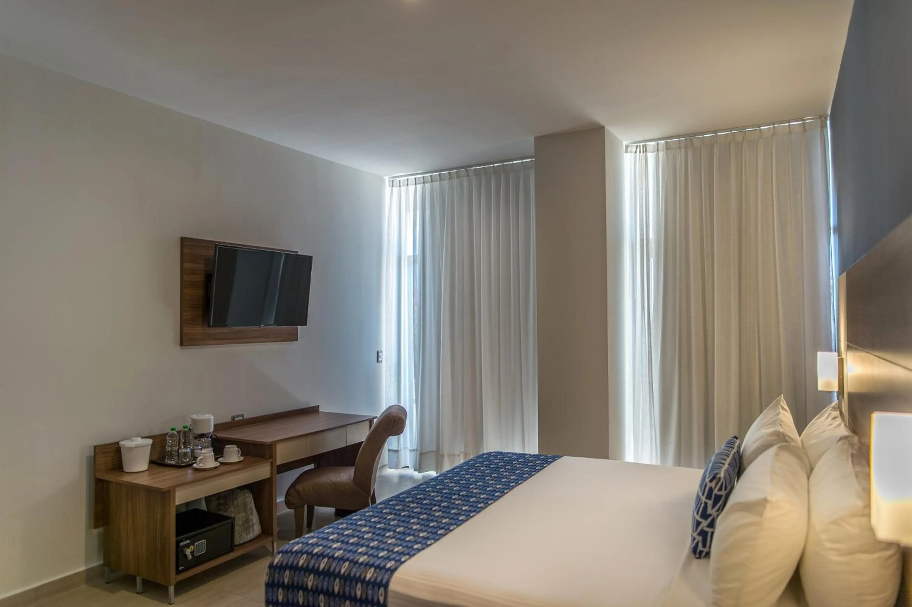 Decorative detail, Bed in Ocean View Beach Hotel