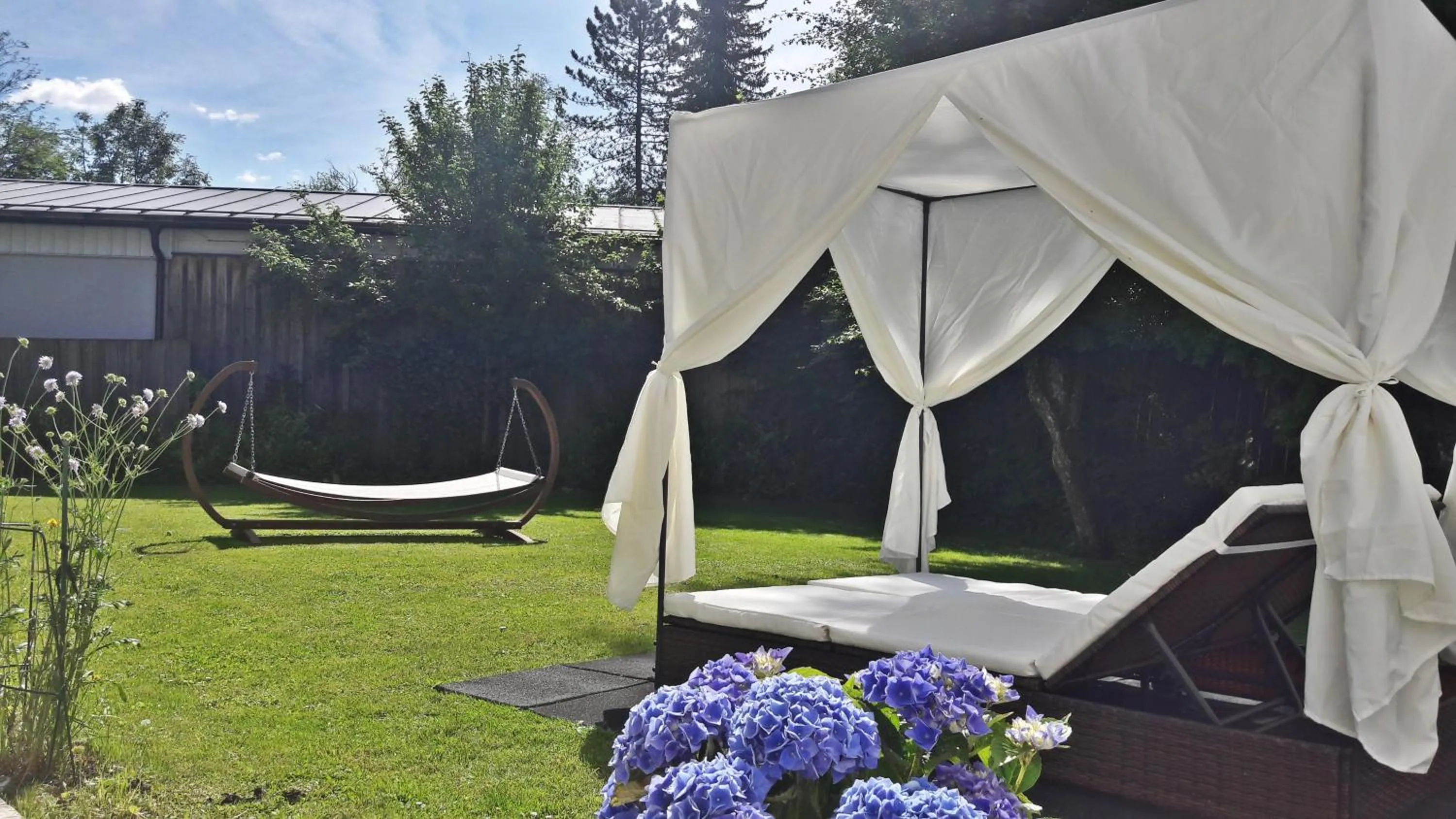 Garden view in Boutique Hotel Oase