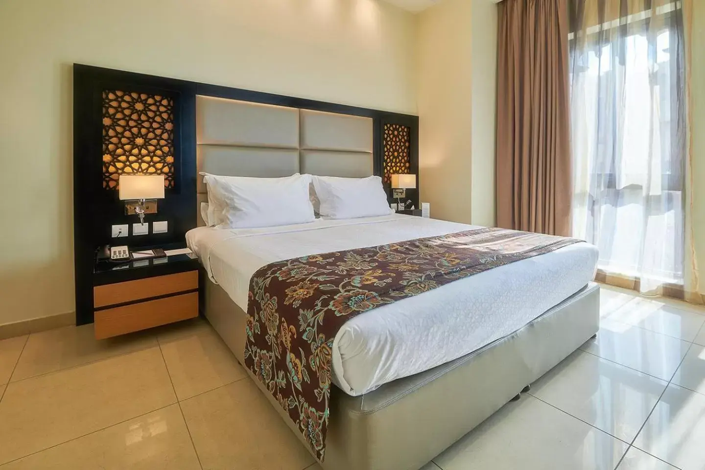 Bed in Bahi Ajman Palace Hotel