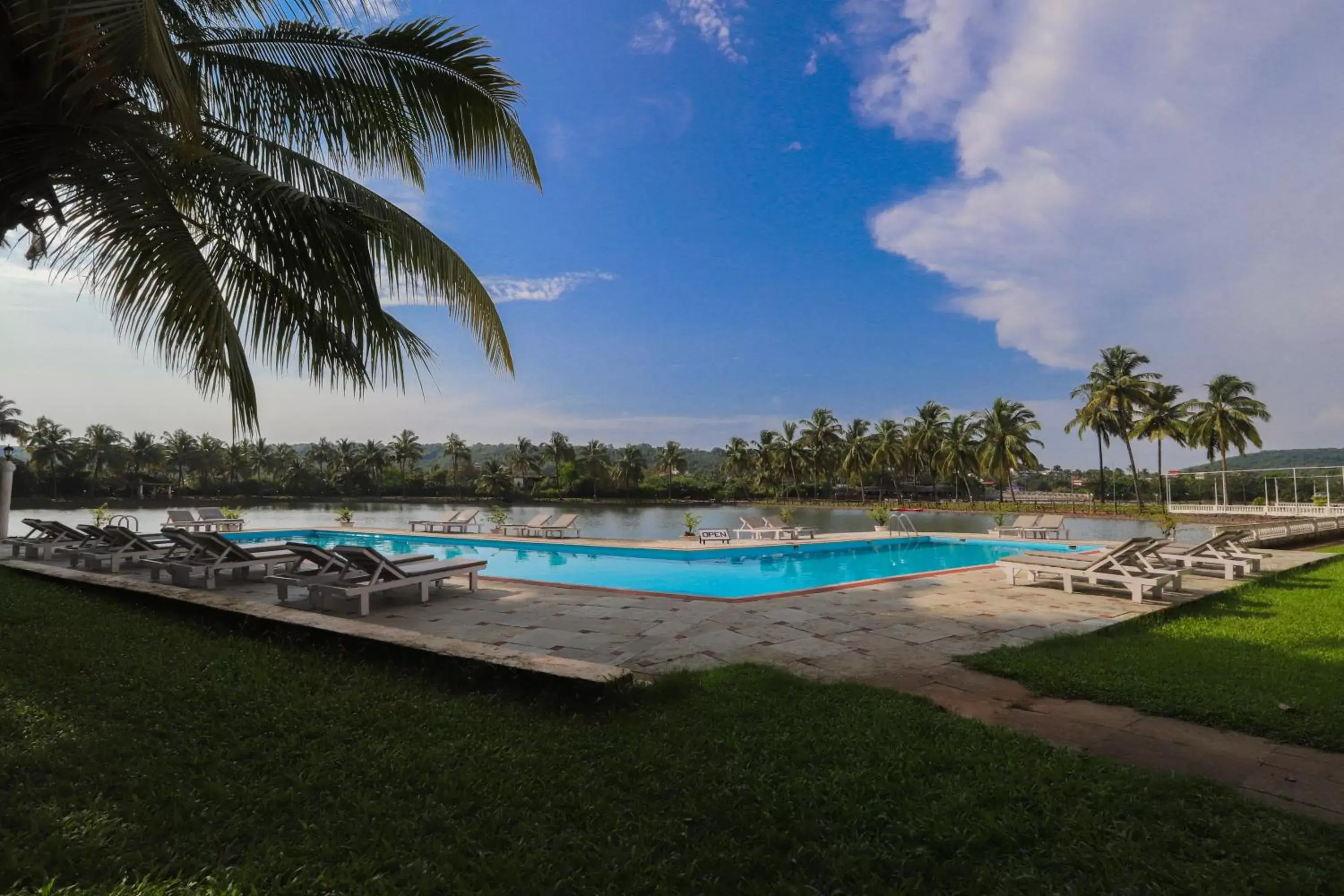 Swimming Pool in Resorte Marinha Dourada