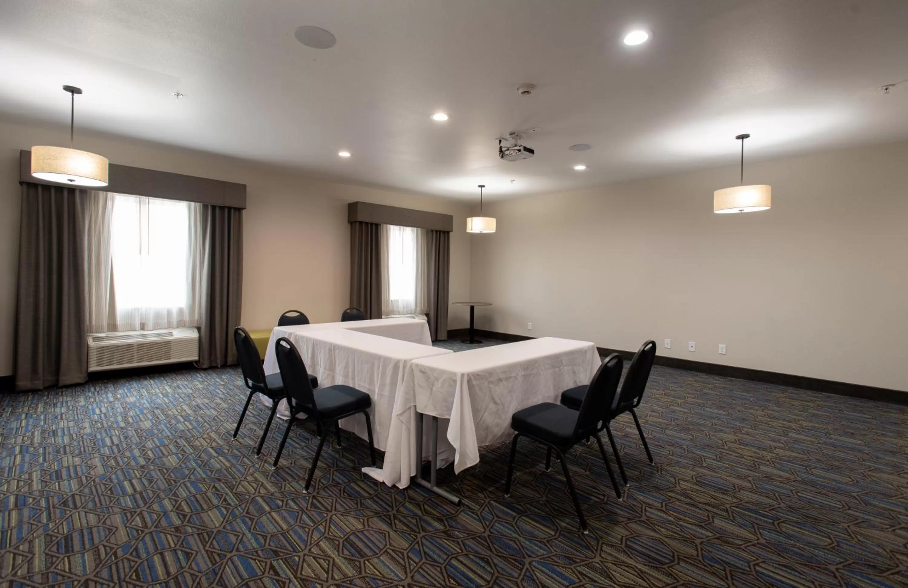 Meeting/conference room in Holiday Inn Express Hotel and Suites Port Aransas/Beach Area by IHG