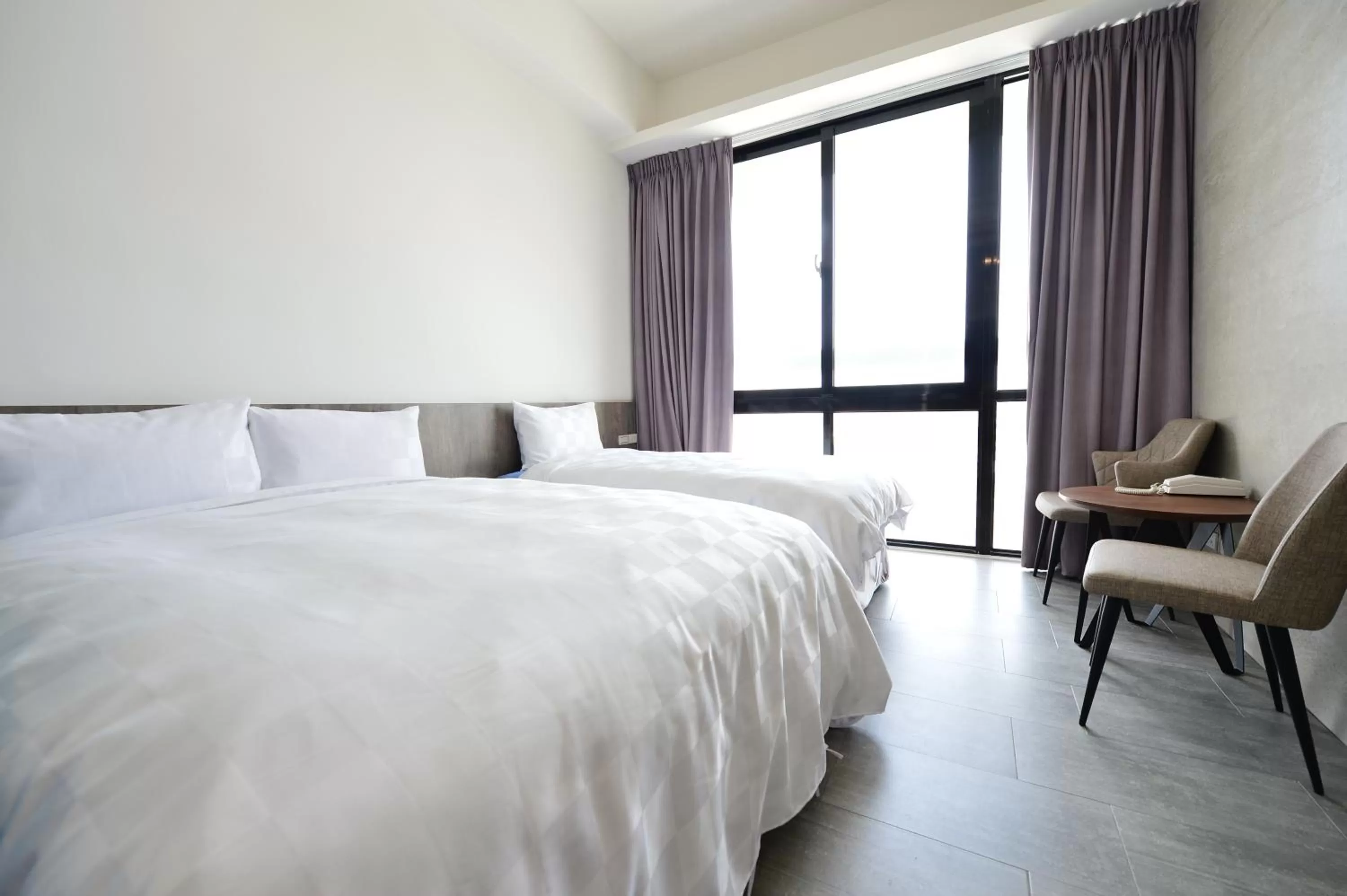 Bed in Sky Square Business Travel