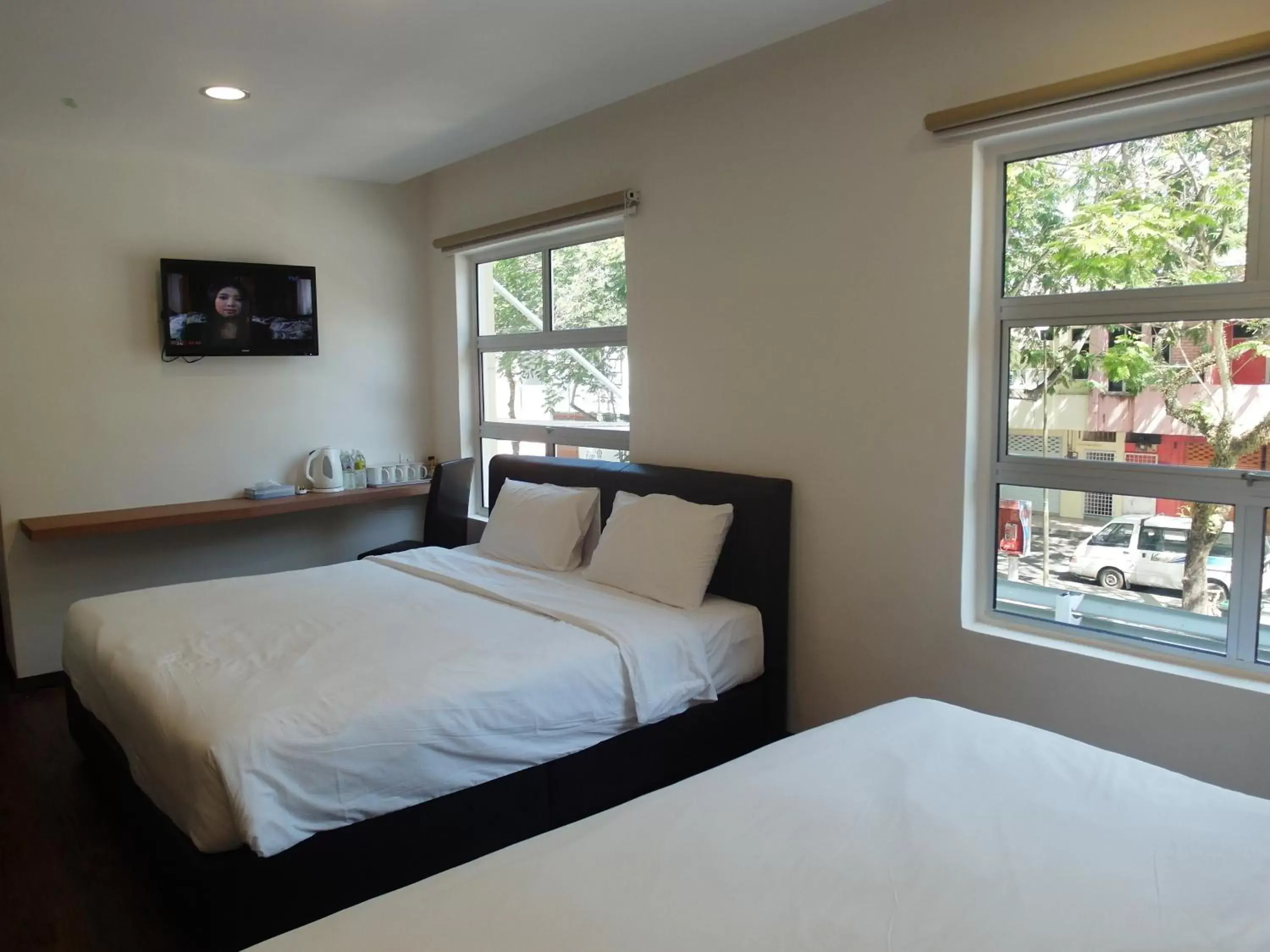 Photo of the whole room, Bed in Nagoya Inn Hotel