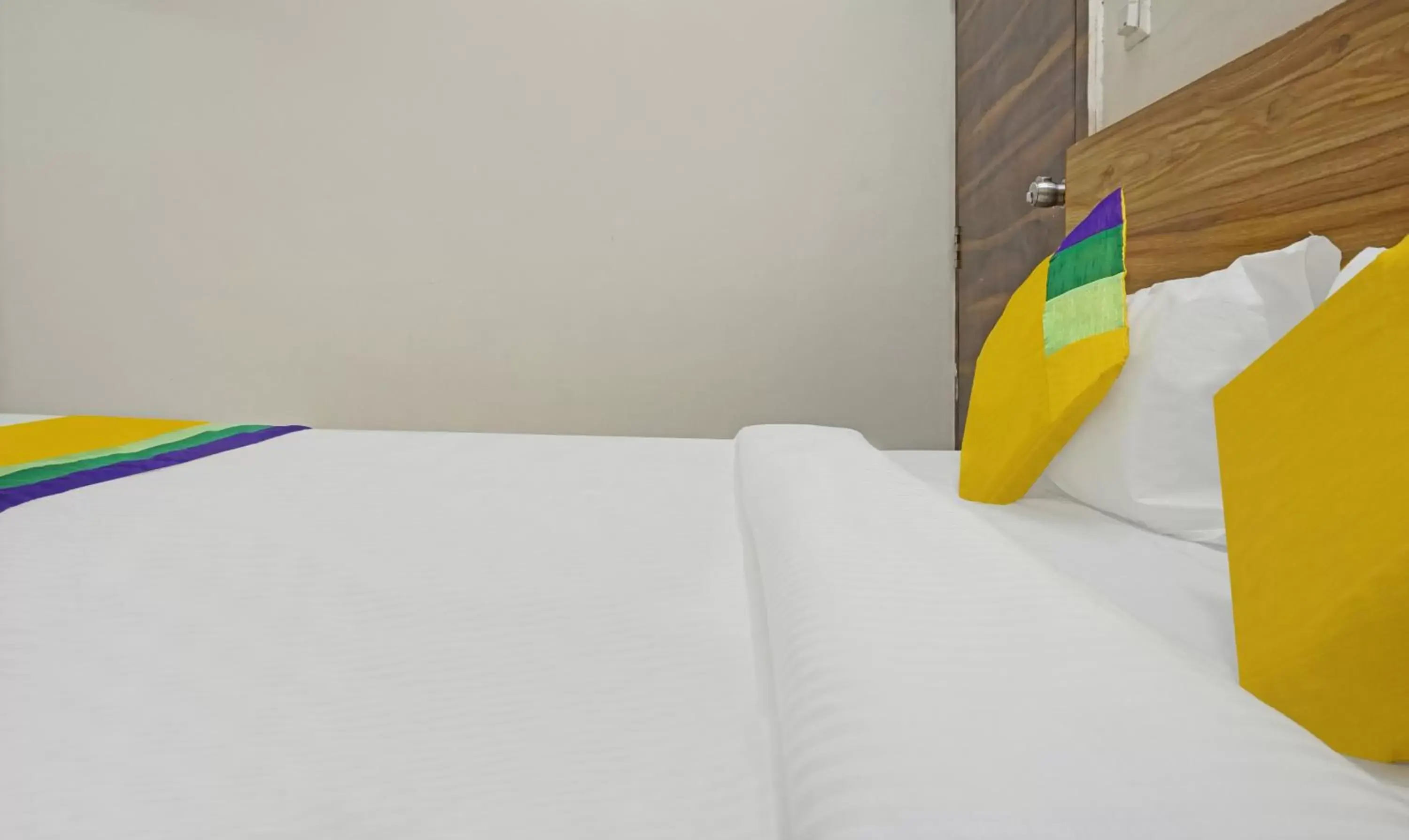 Bedroom, Bed in Itsy Hotels AY Plus Hotels Bedroom, Bed in Itsy Hotels AY Plus Hotels