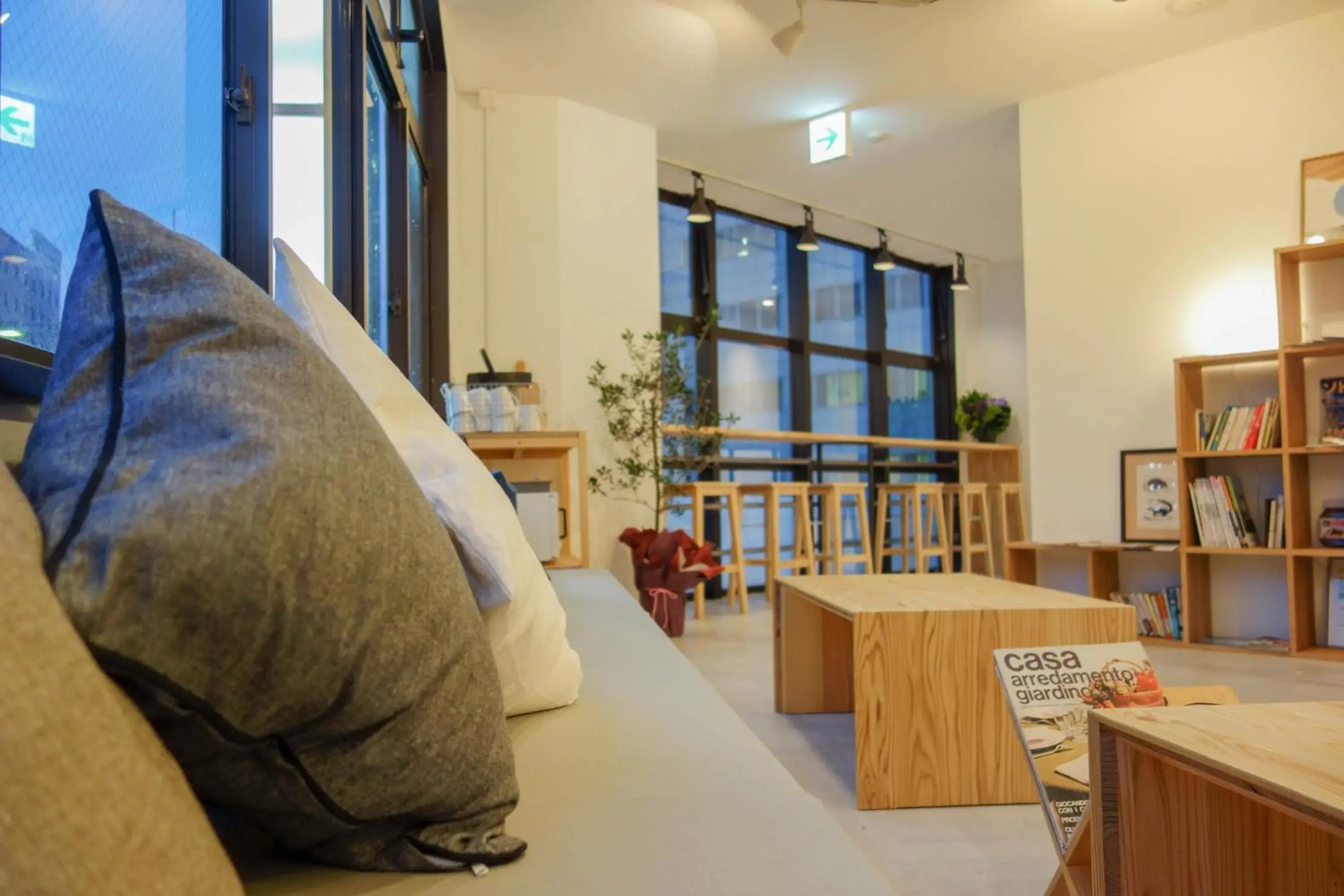 Communal lounge/ TV room, Seating Area in Blue Hour Kanazawa