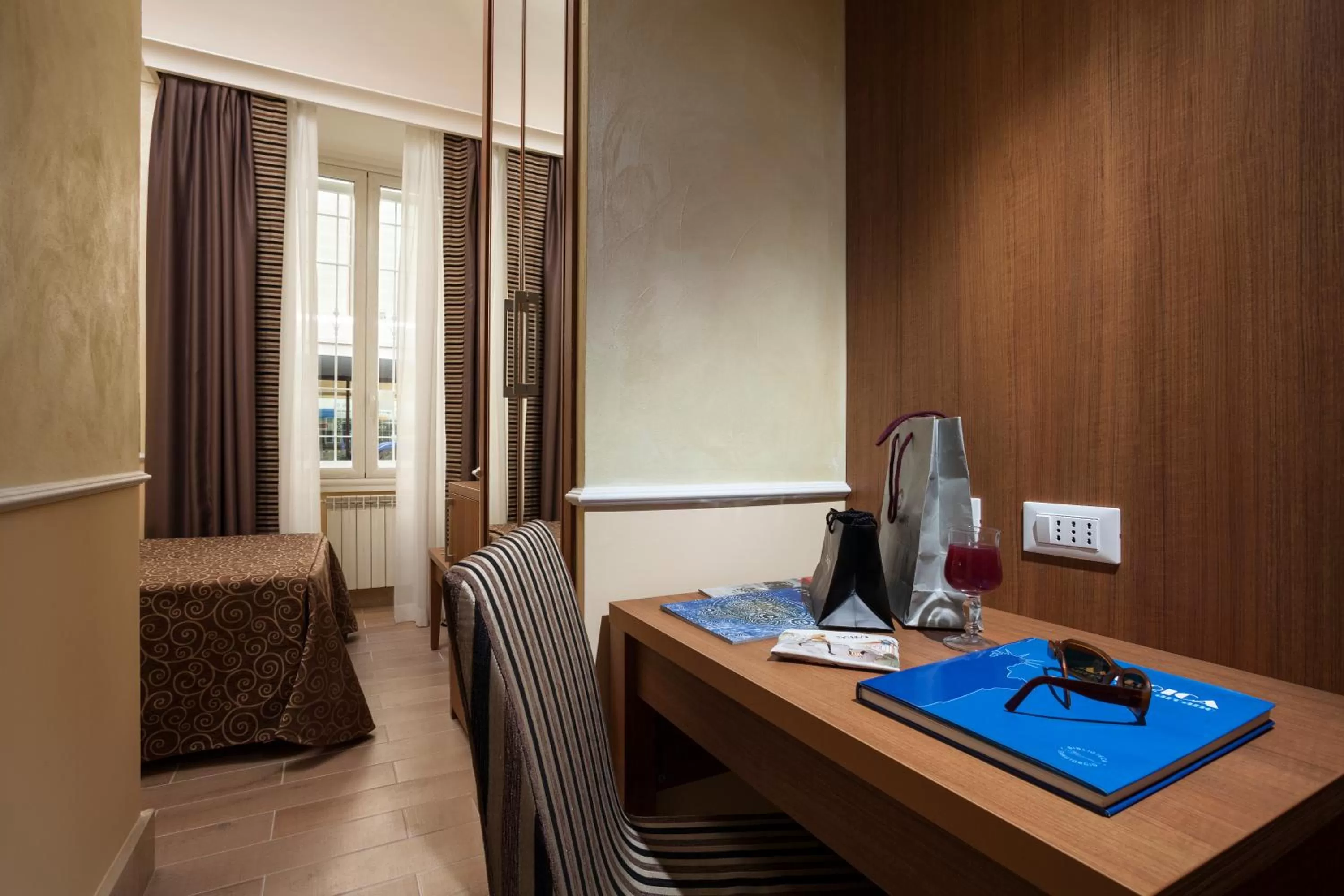 Seating area in Hotel Kennedy