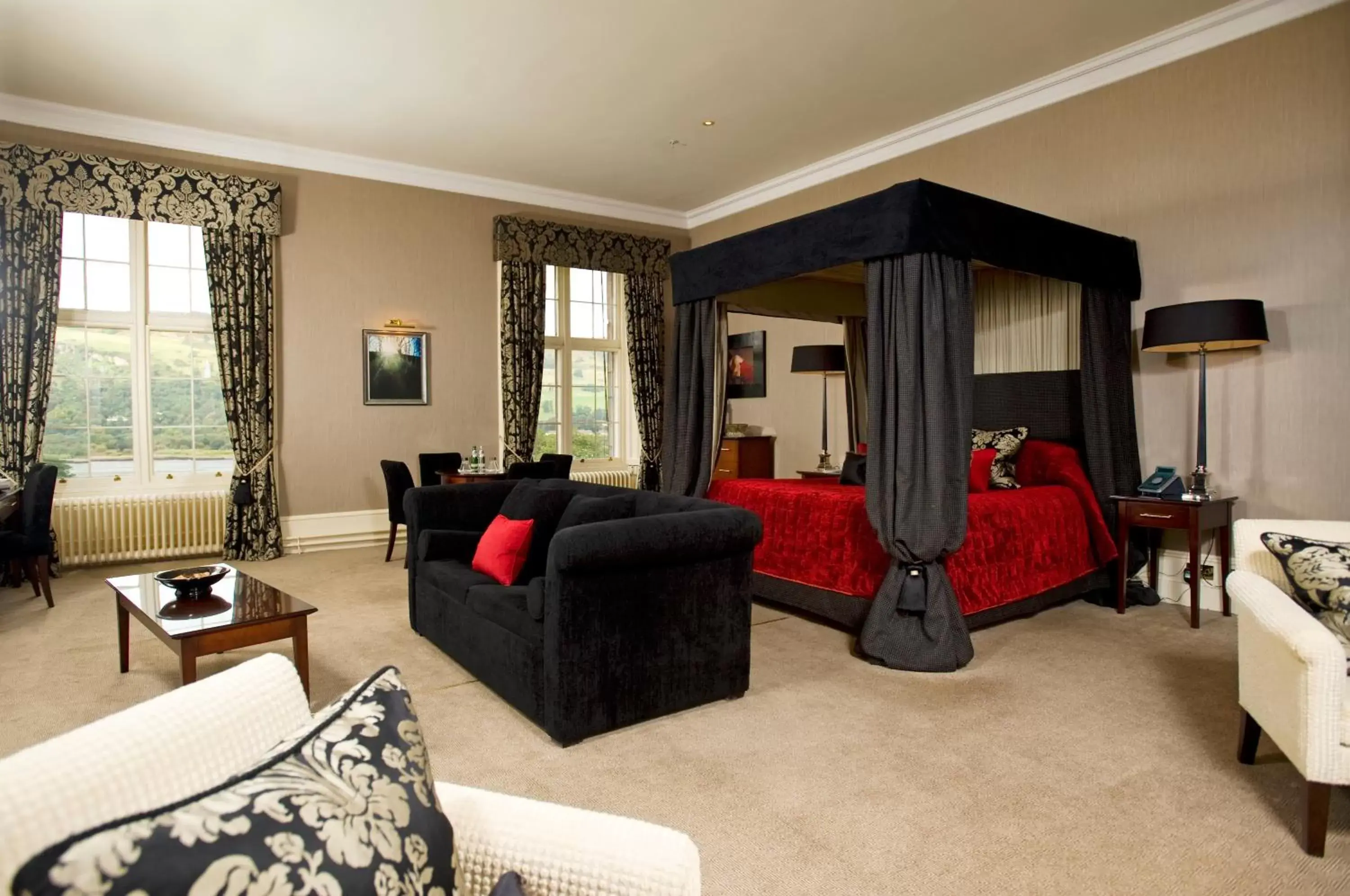 Bedroom, Seating Area in Mar Hall Golf & Spa Resort