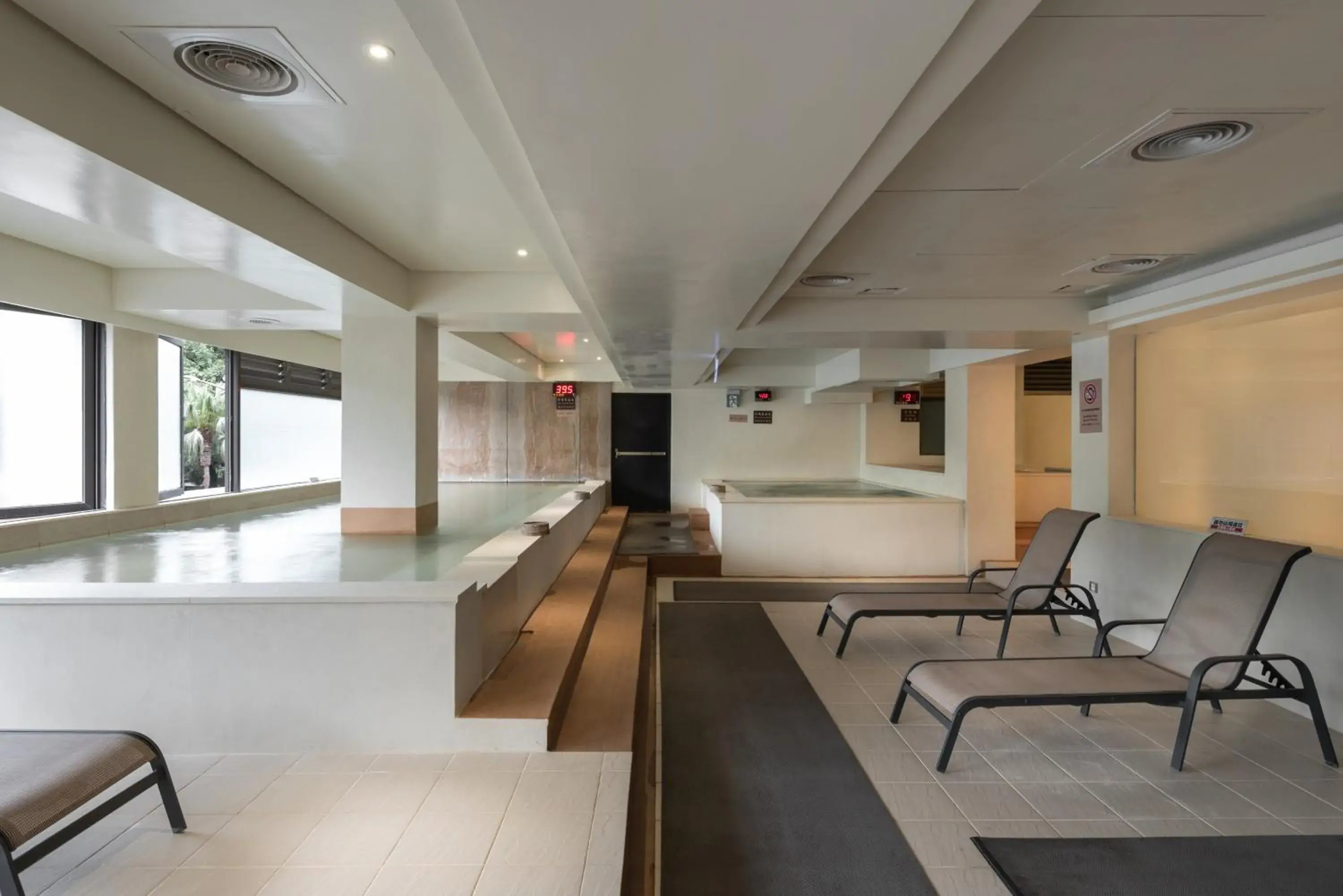 Seating area in Beitou Sweet Me Hot Spring Resort