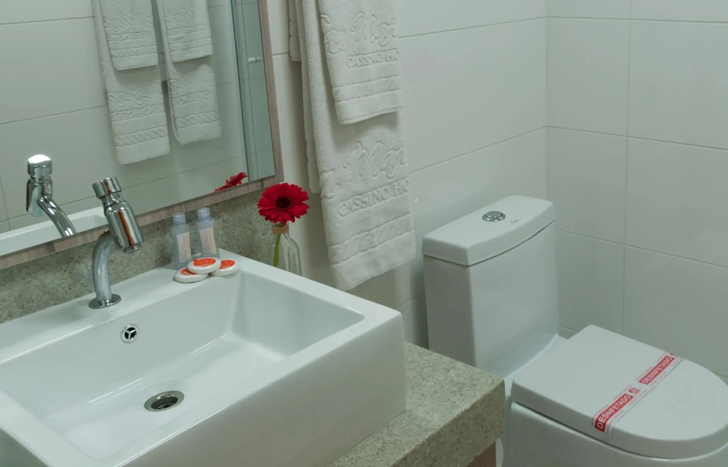 Shower, Bathroom in San Marino Cassino Hotel