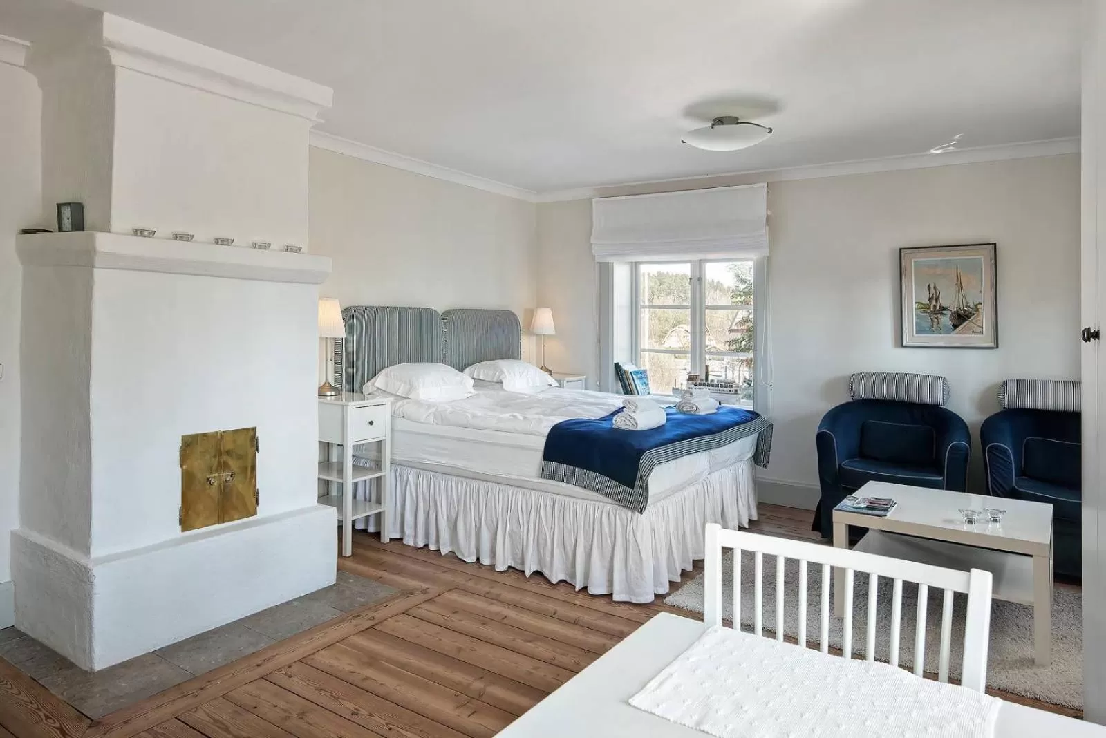 Bed in Östa Gård Boutique B&B