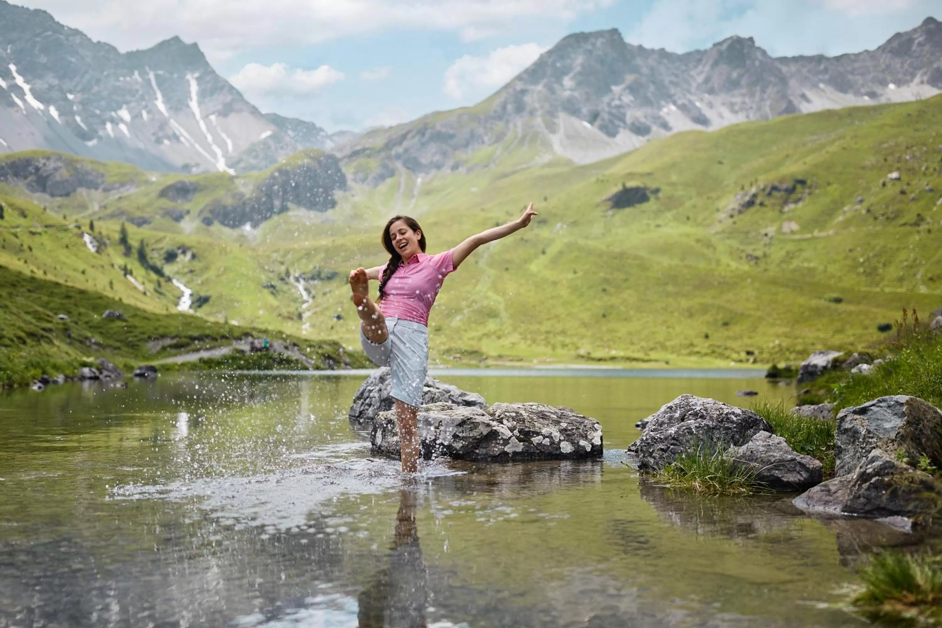 Hiking in ROBINSON AROSA - Adults only