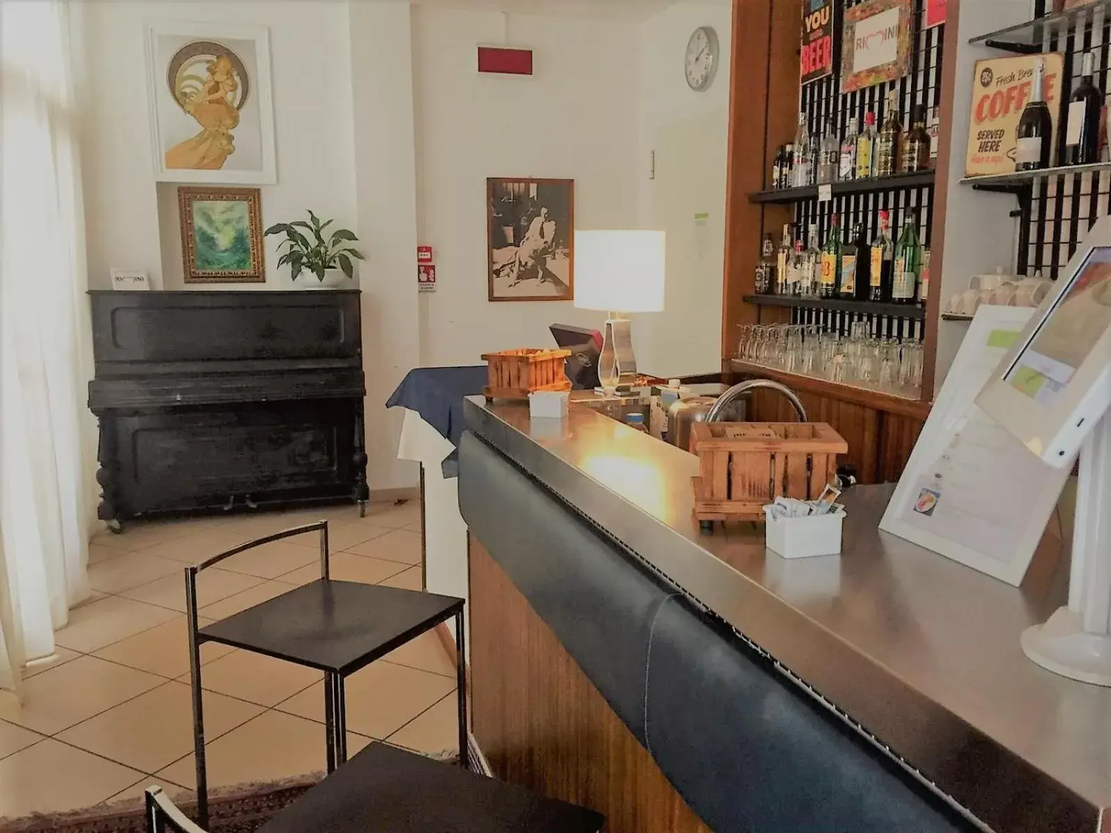 Lounge or bar in Hotel Ausonia