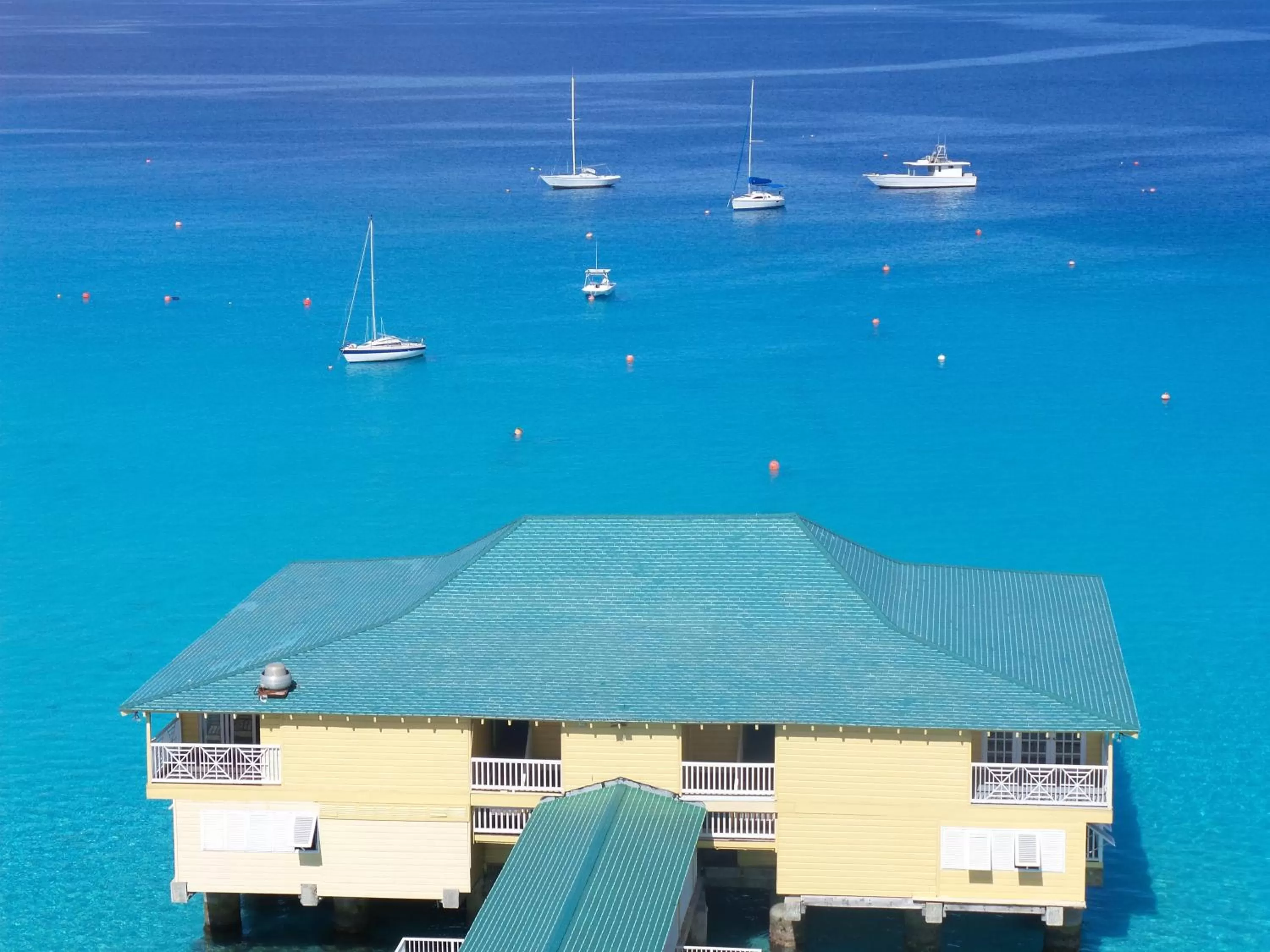 Decorative detail in Radisson Aquatica Resort Barbados