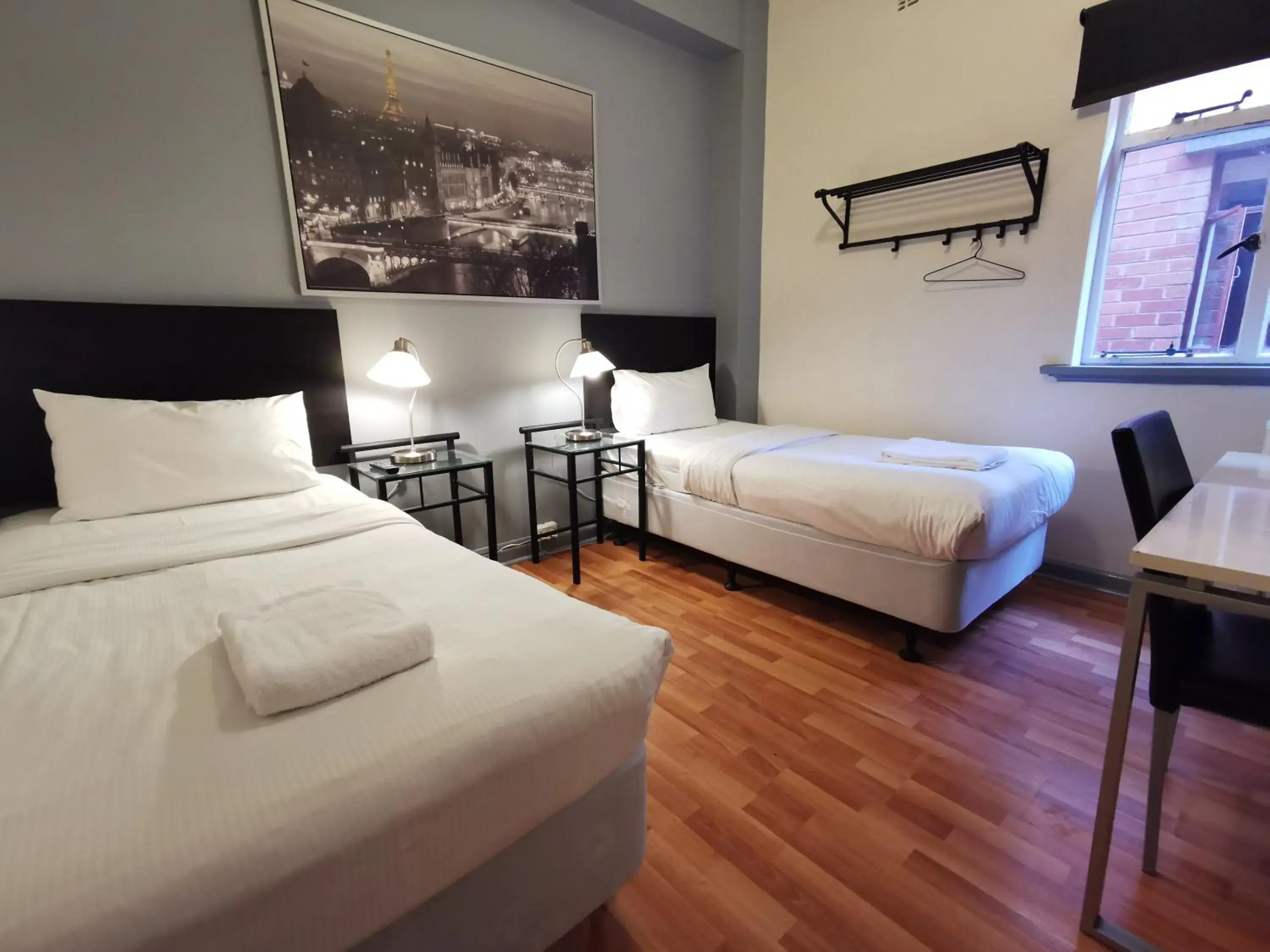 Photo of the whole room, Bed in City Centre Budget Hotel