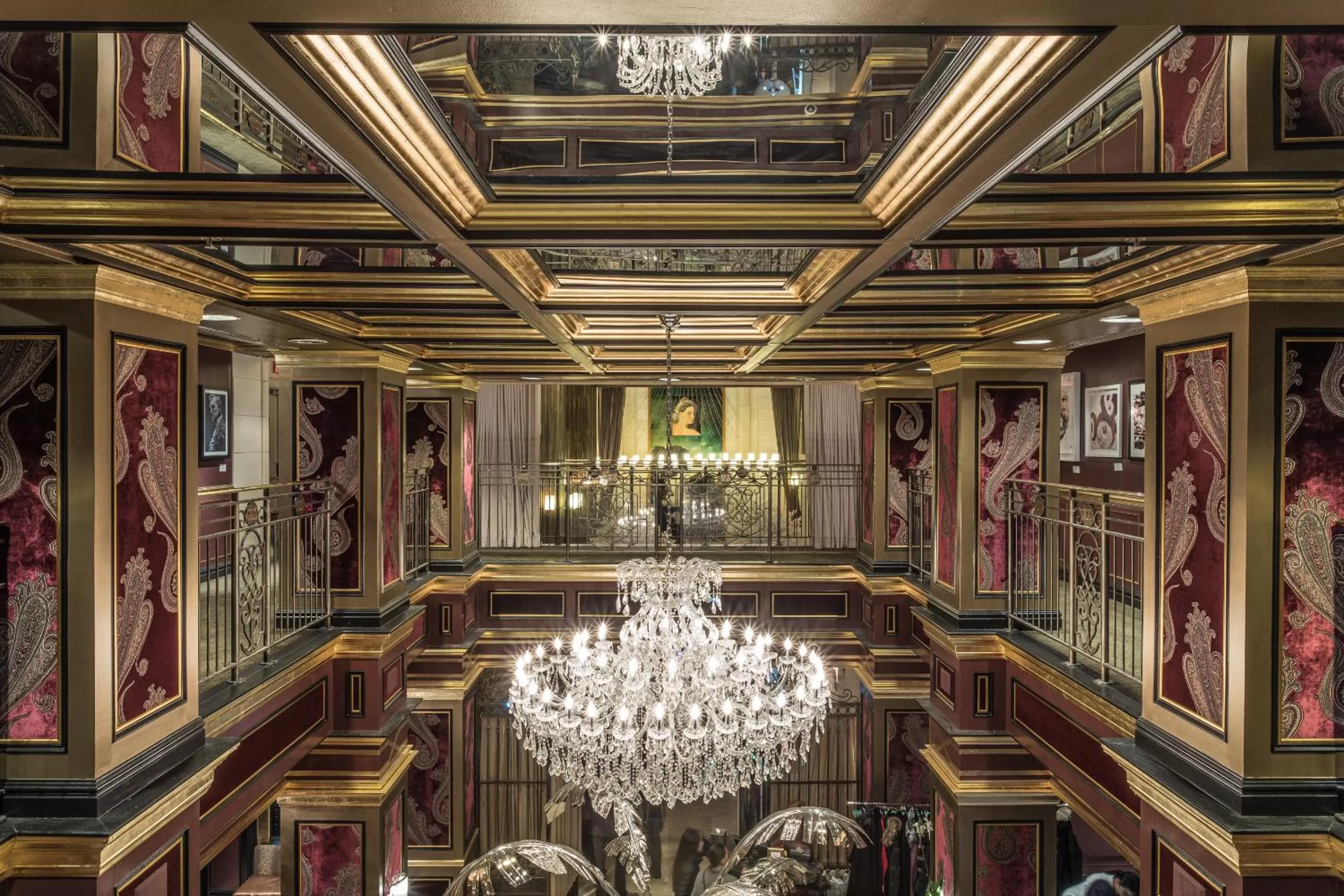 Lobby or reception in Windsor Arms Hotel