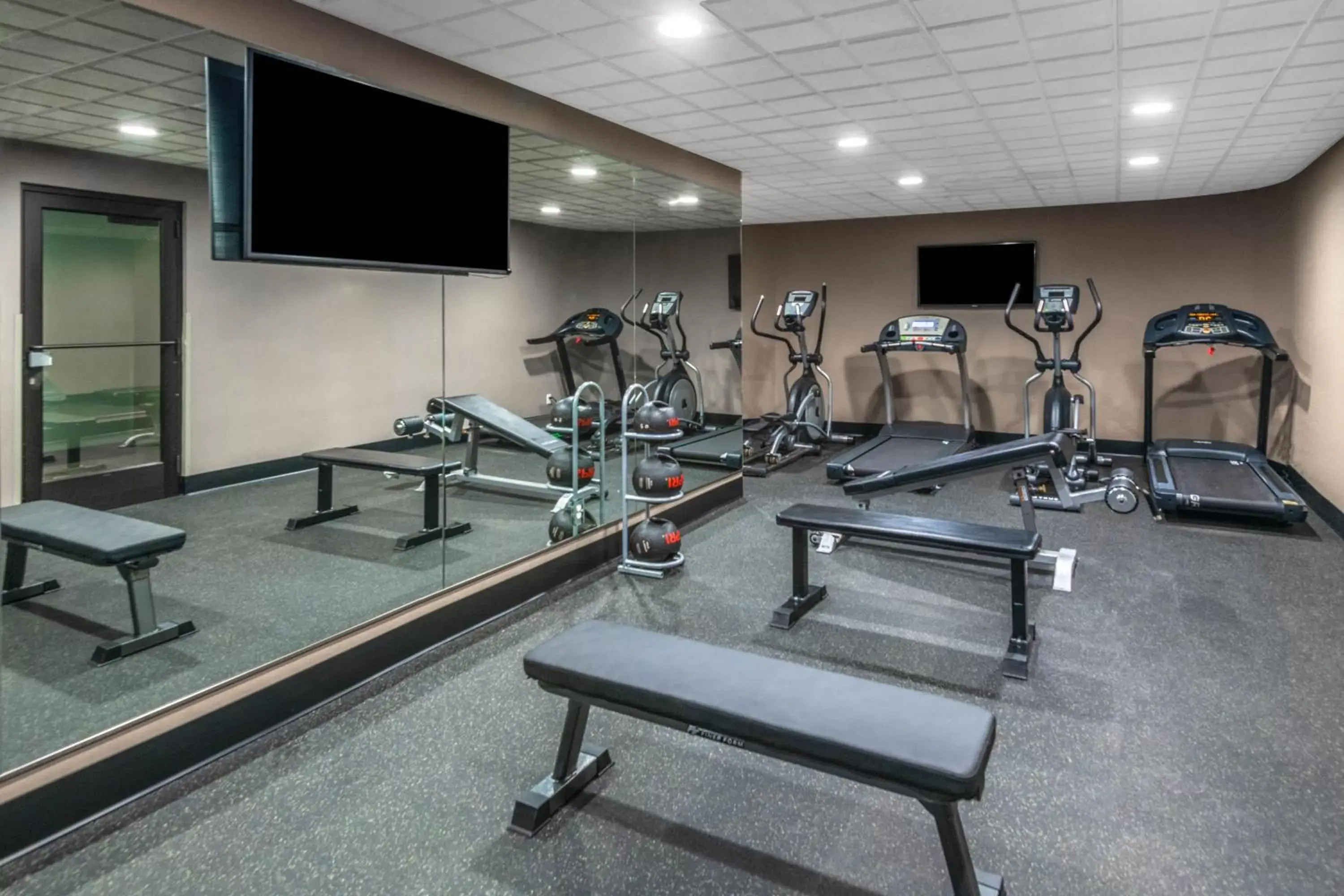 Fitness centre/facilities in Wingate by Wyndham - St. George Fitness centre/facilities in Wingate by Wyndham - St. George
