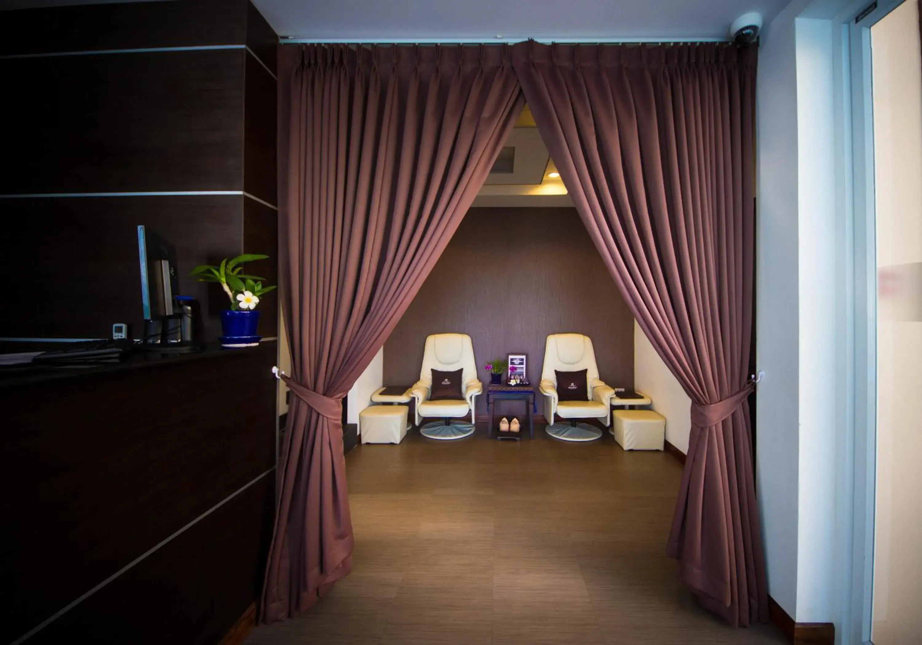 Massage in Royal Beach Boutique Resort & Spa Koh Samui - SHA Extra Plus