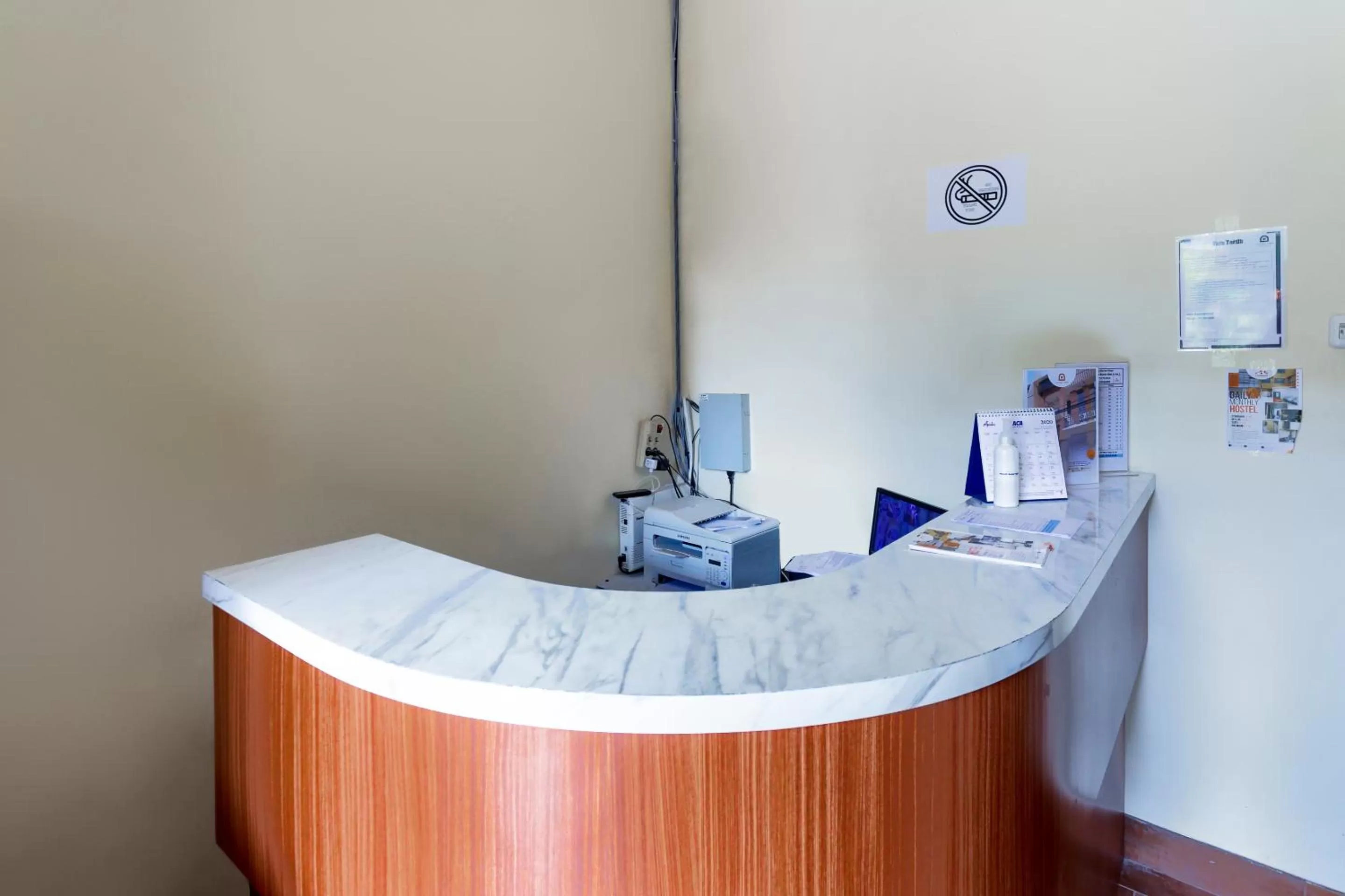 Lobby or reception in Hotel O Point Inn