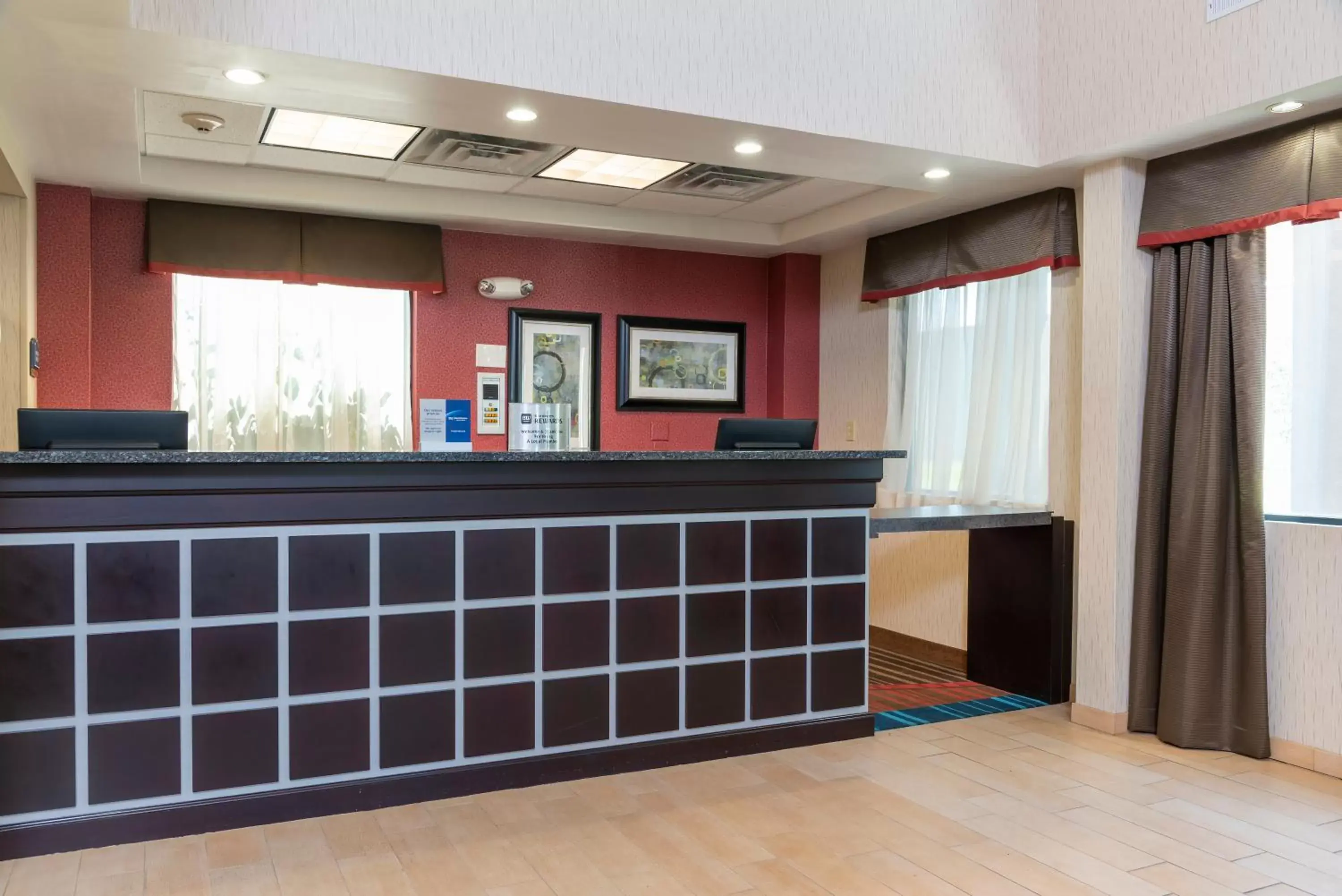 Lobby or reception, Lobby/Reception in Best Western Dutch Valley Inn