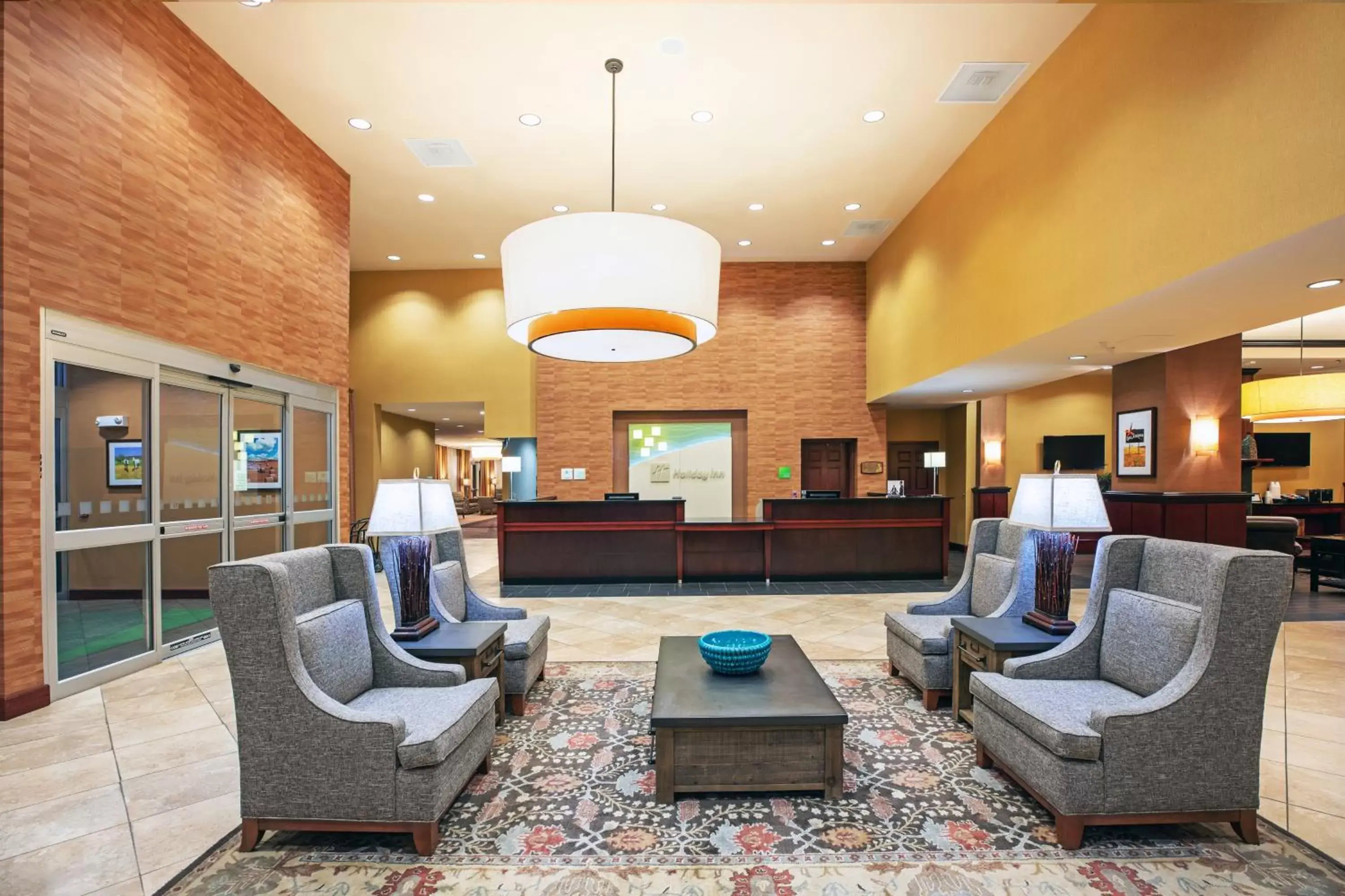 Property building, Lobby/Reception in Holiday Inn Ardmore, an IHG Hotel