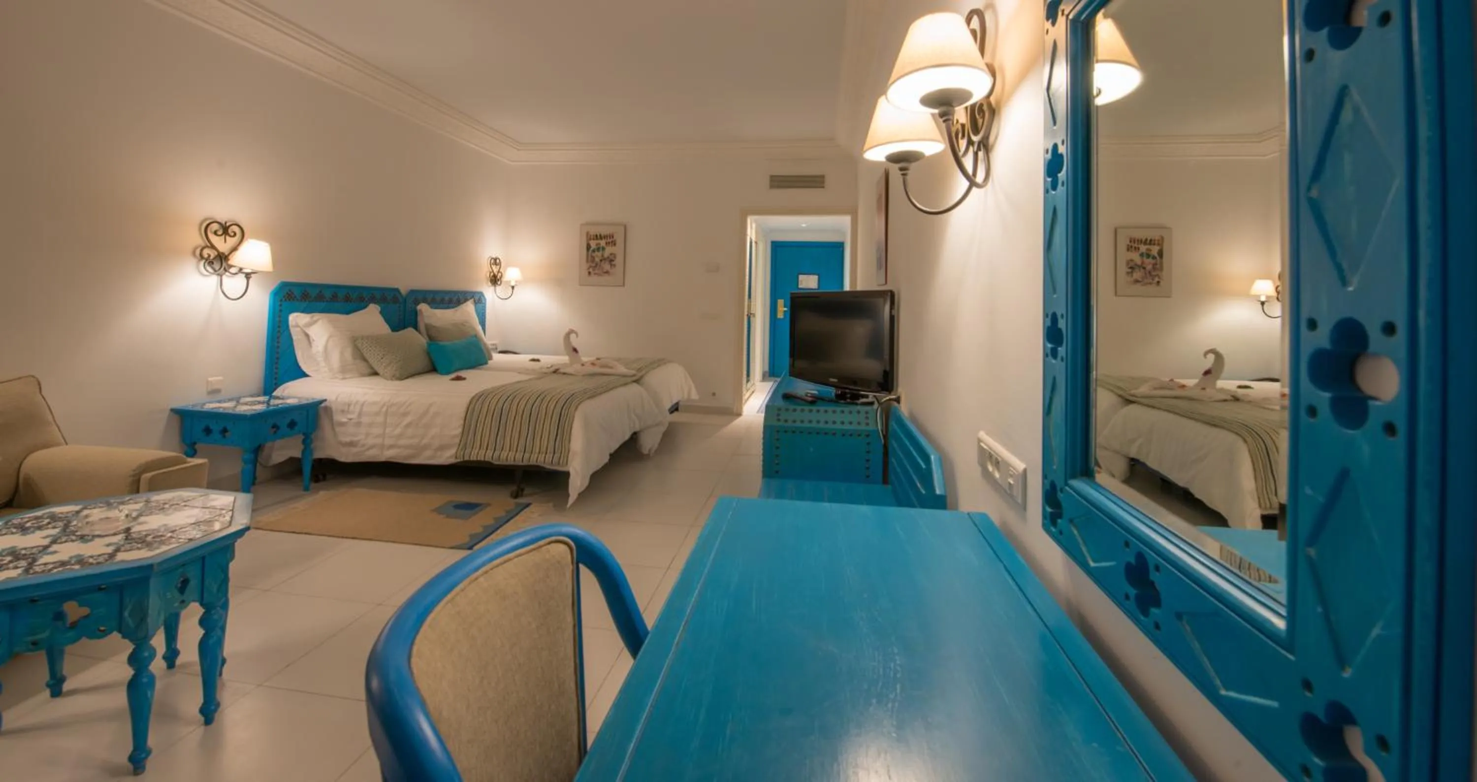 Photo of the whole room, Bed in Regency Hotel & Spa