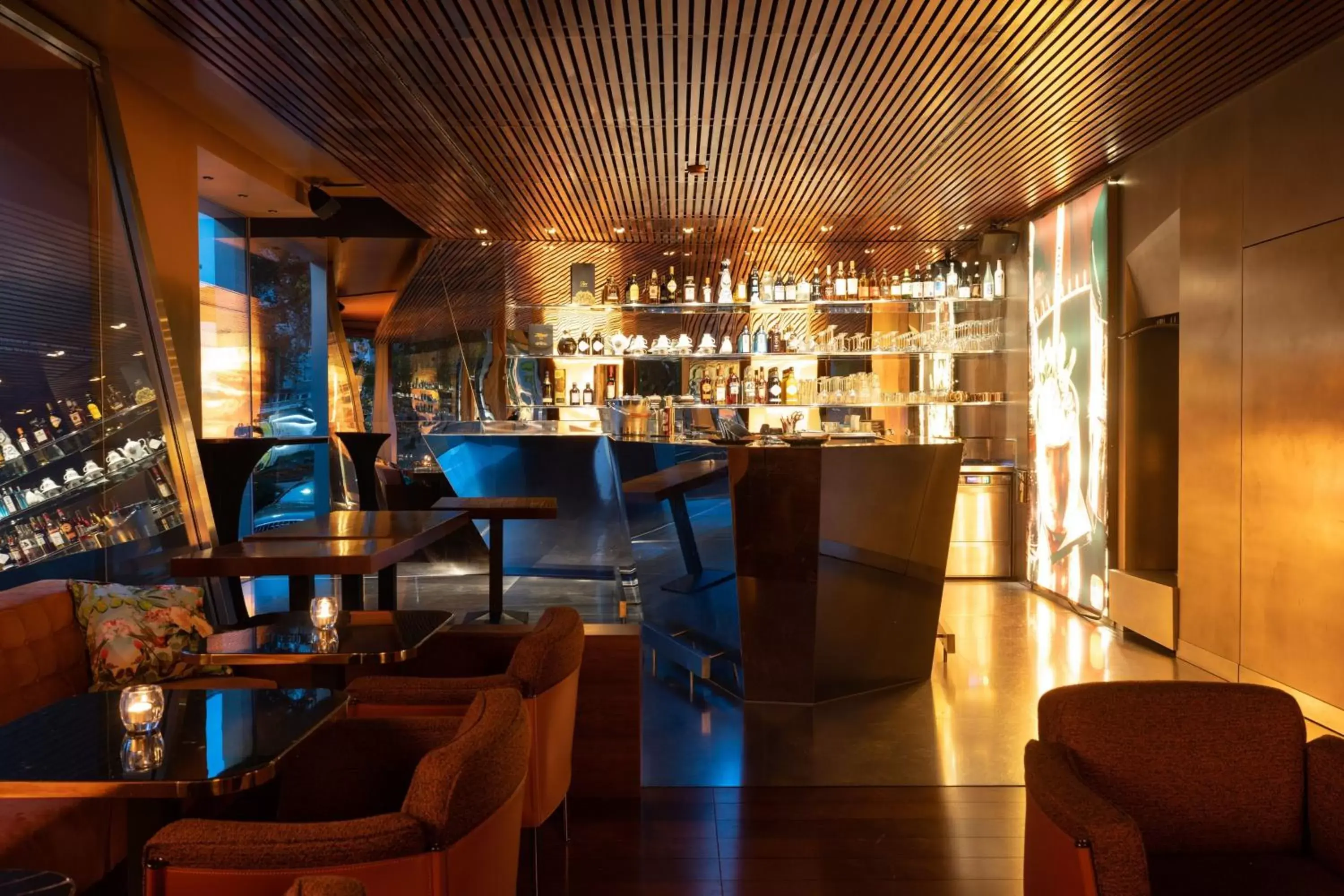 Lounge or bar, Lounge/Bar in The Hotel Lucerne, Autograph Collection