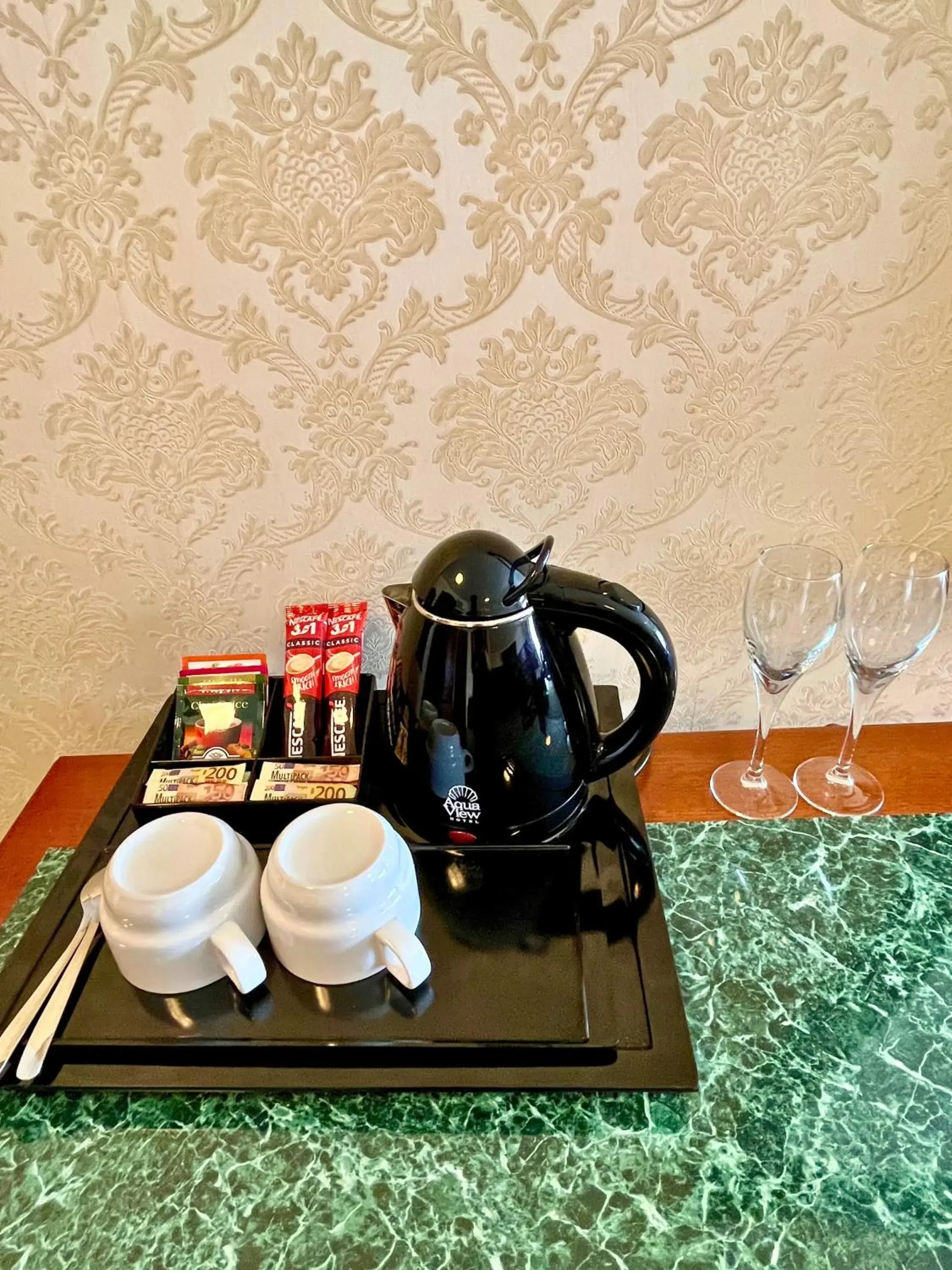 Coffee/tea facilities in Aqua View