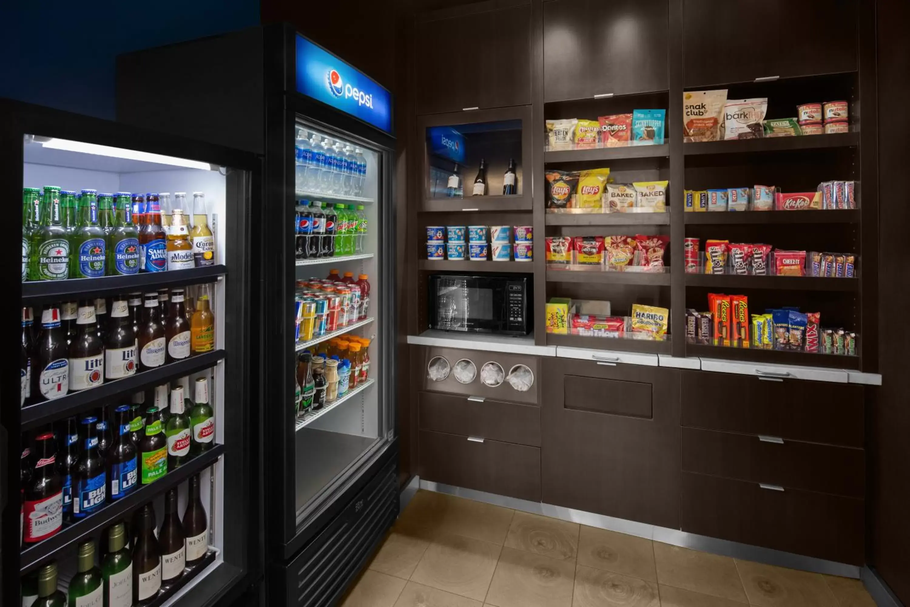 vending machine, Supermarket/Shops in Courtyard by Marriott San Diego Rancho Bernardo