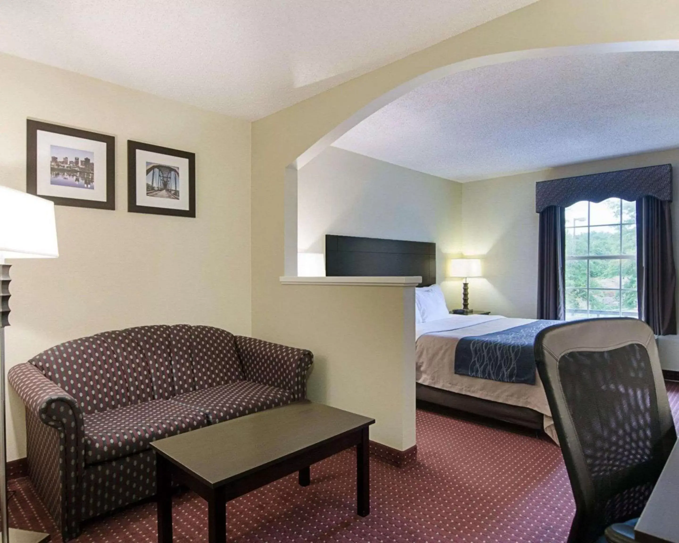 Photo of the whole room in Quality Inn & Suites Little Rock West
